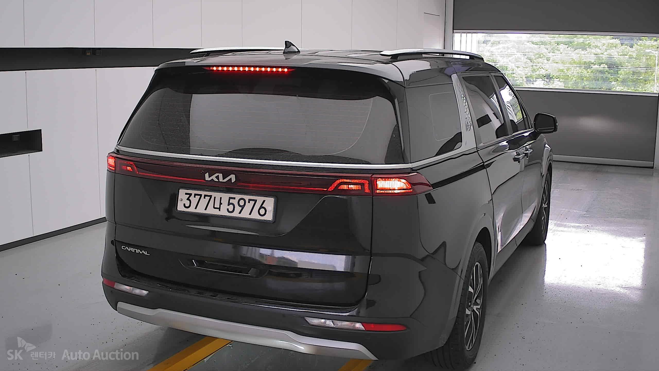2023 - kia carnival