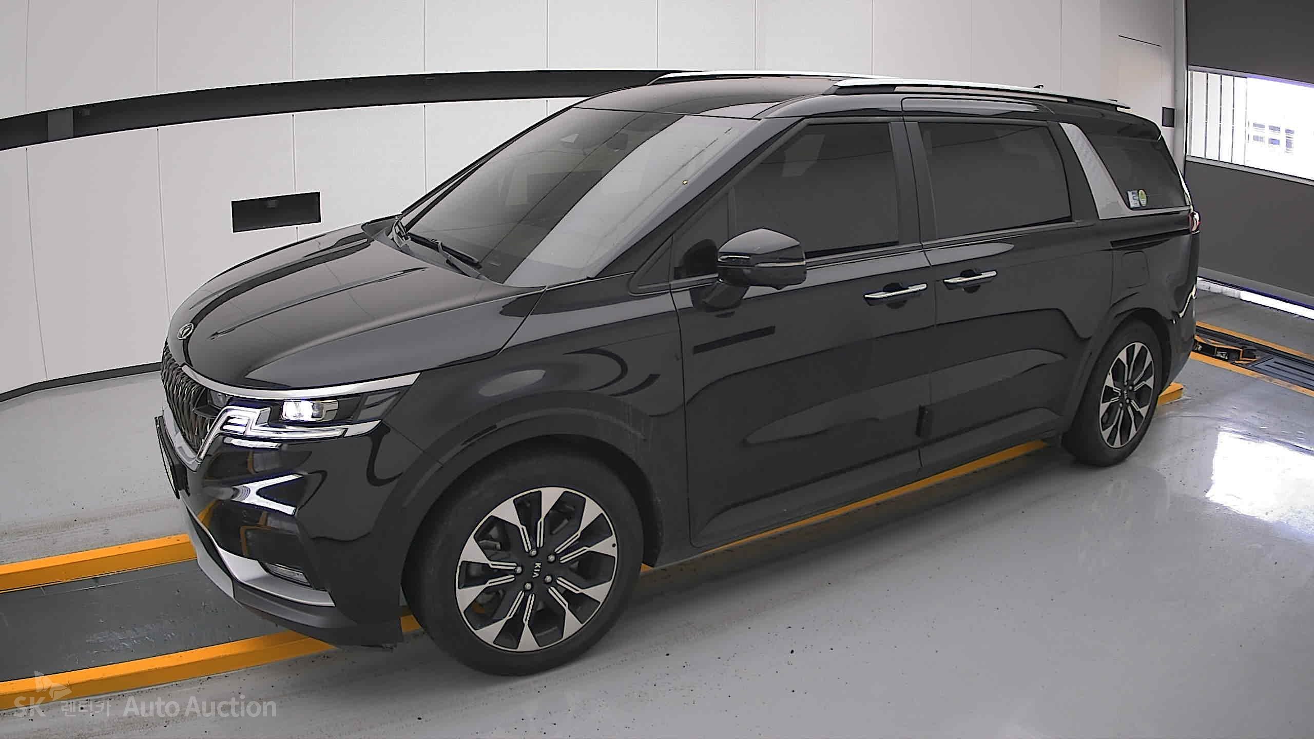 2021 - kia carnival