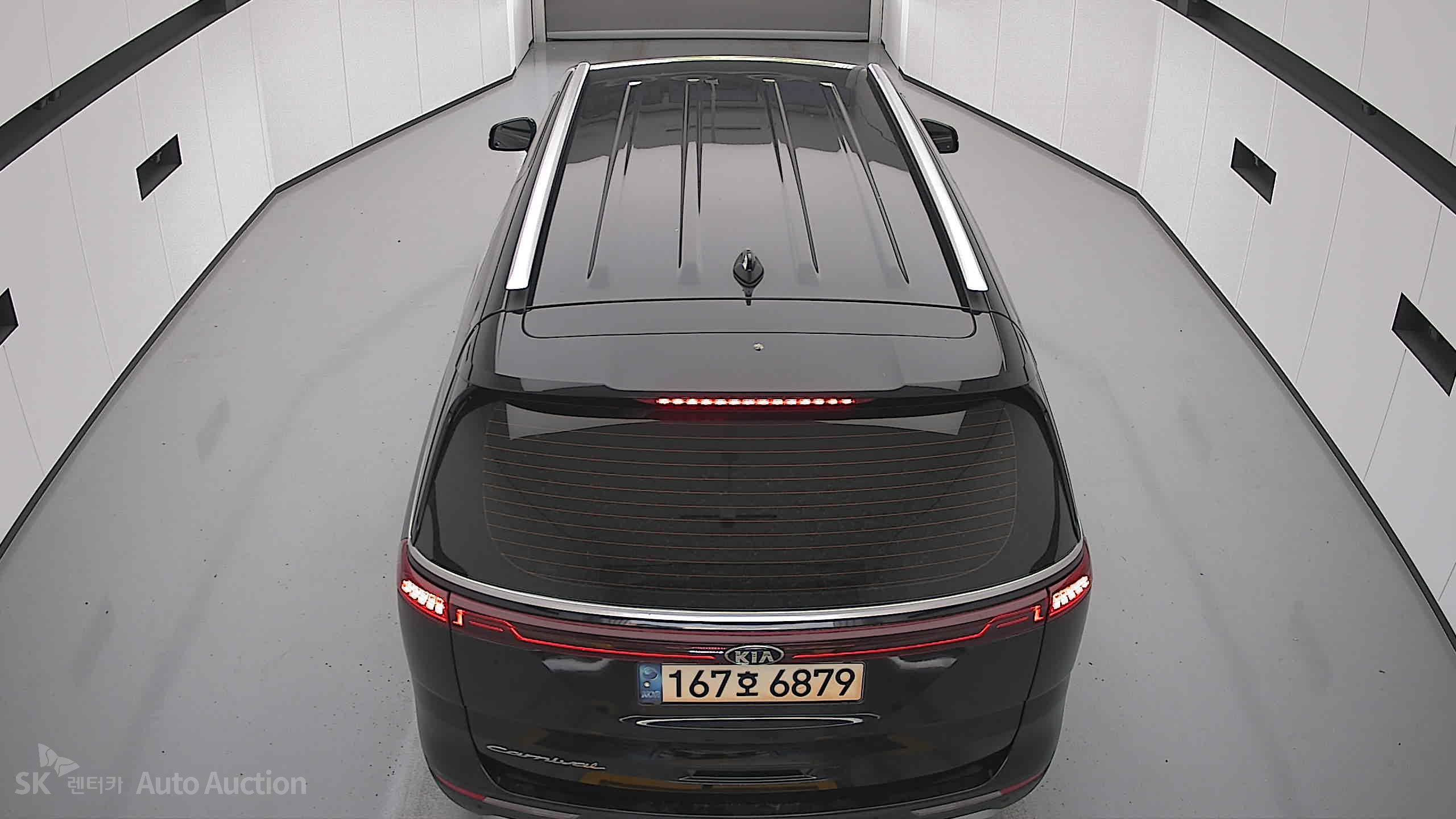 2021 - kia carnival
