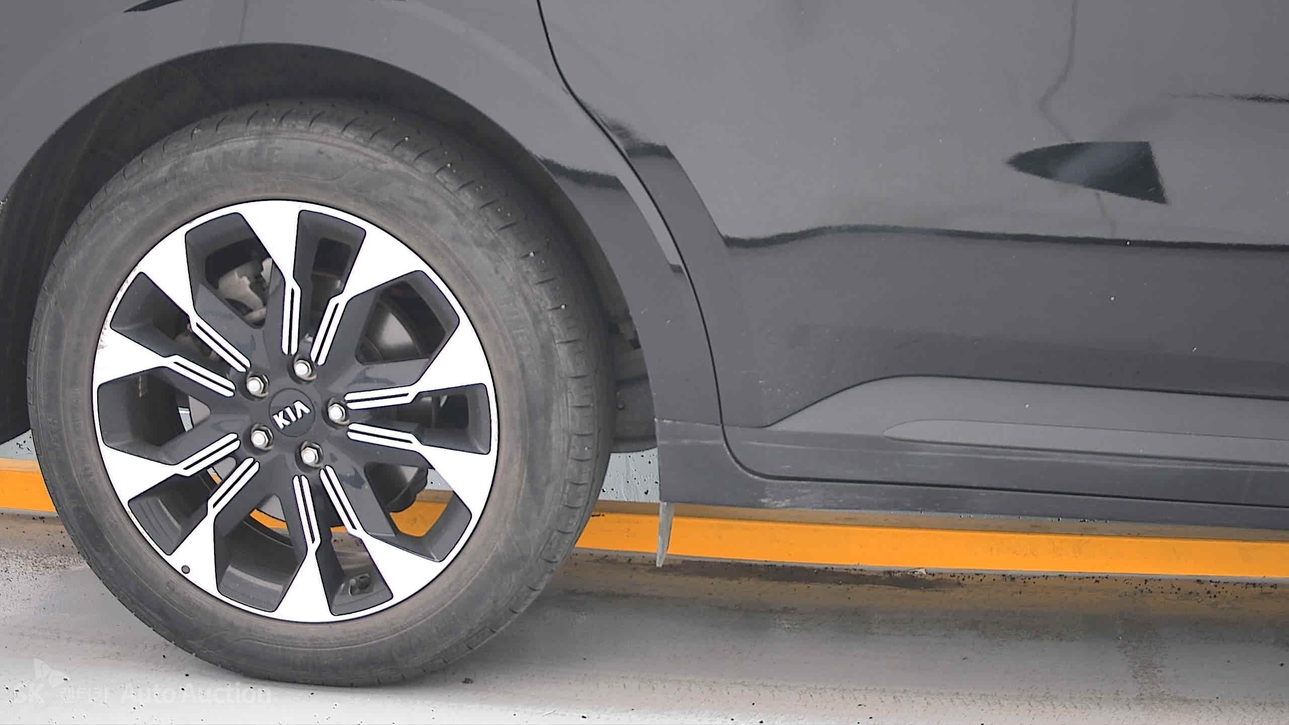 2021 - kia carnival