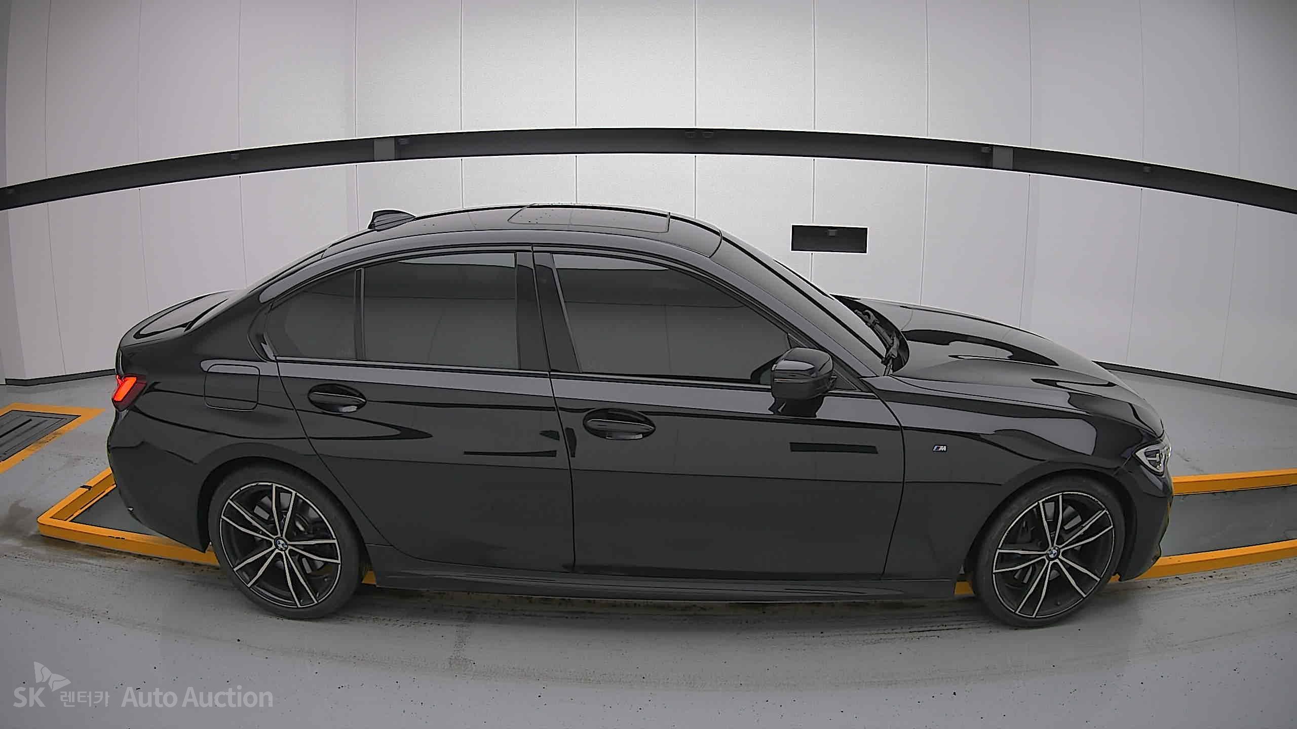 2022 - bmw 3 series