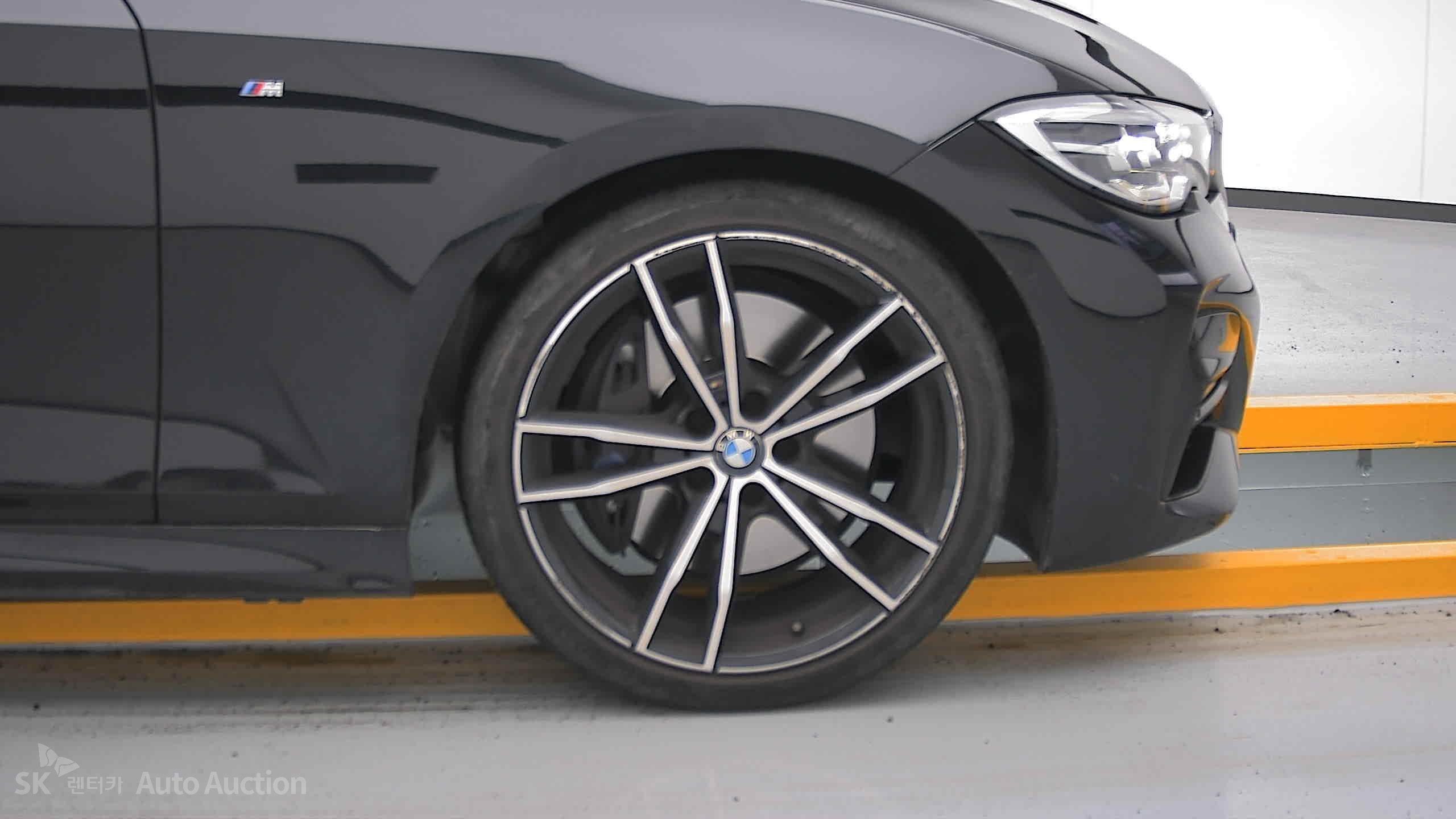 2022 - bmw 3 series