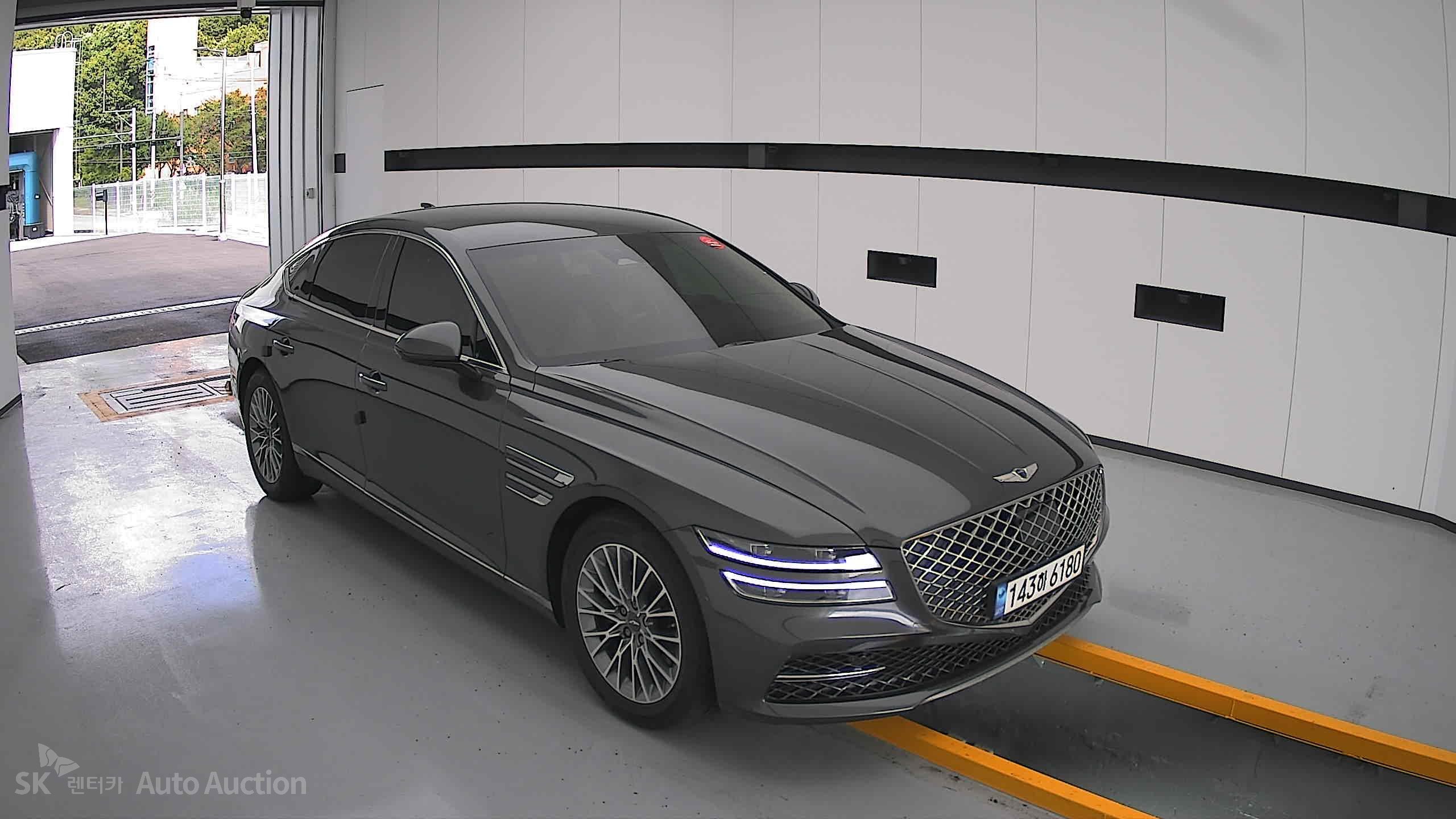 جينيسيس G80 2023 — صورة 21