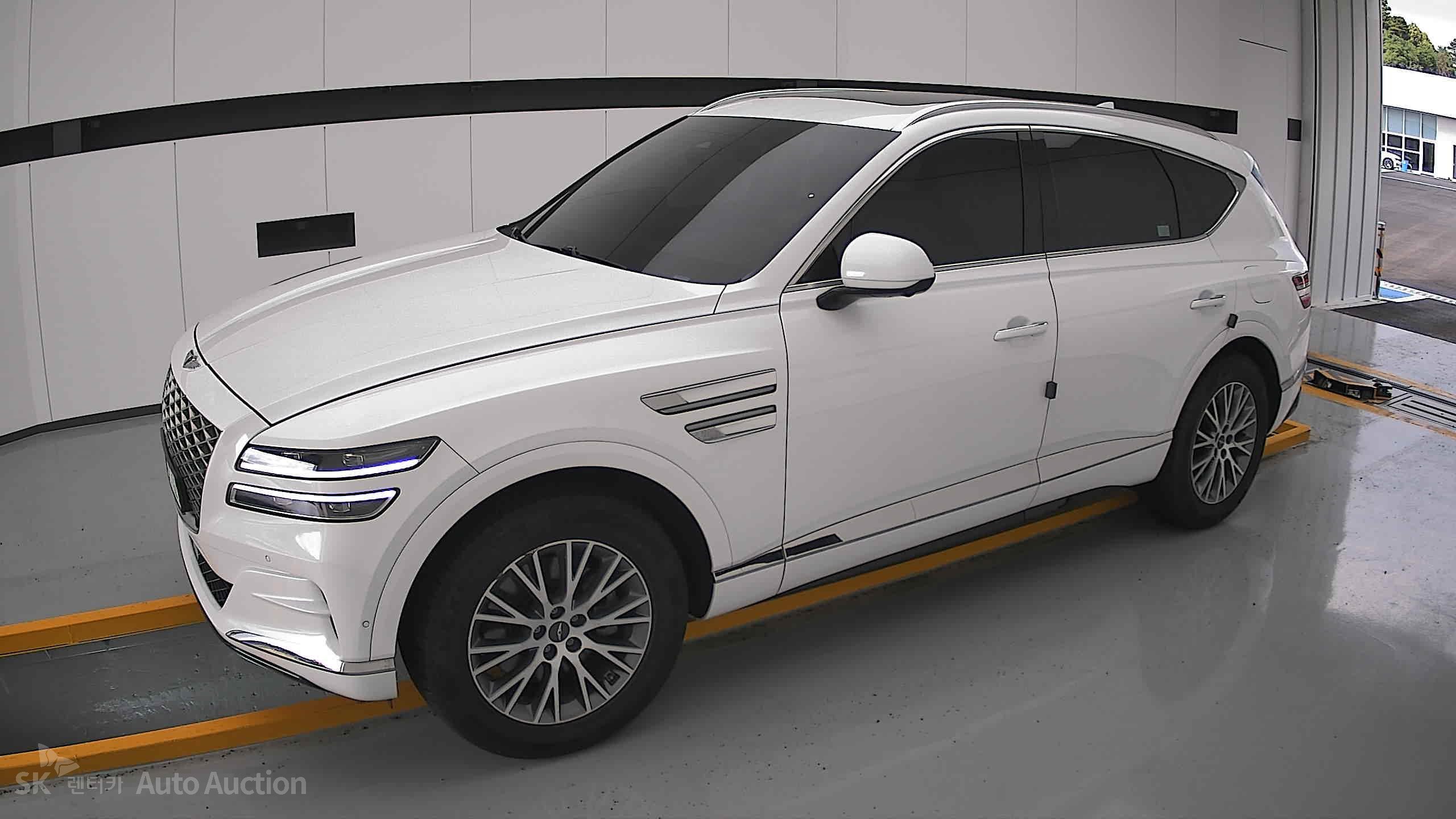 2022 - genesis gv80