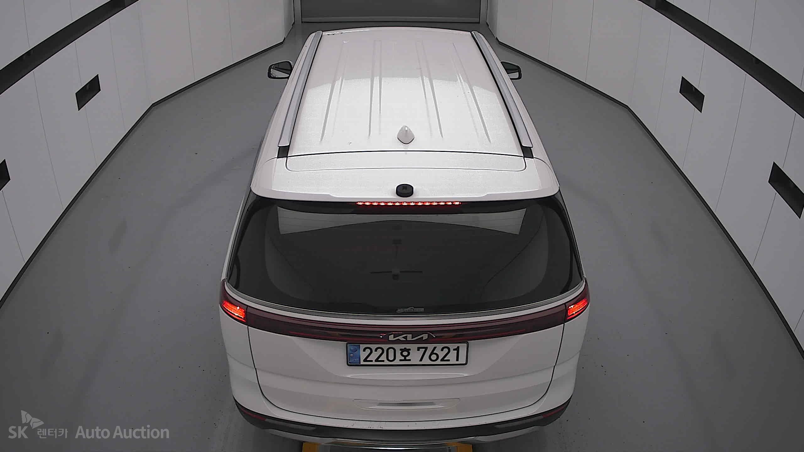 2023 - kia carnival