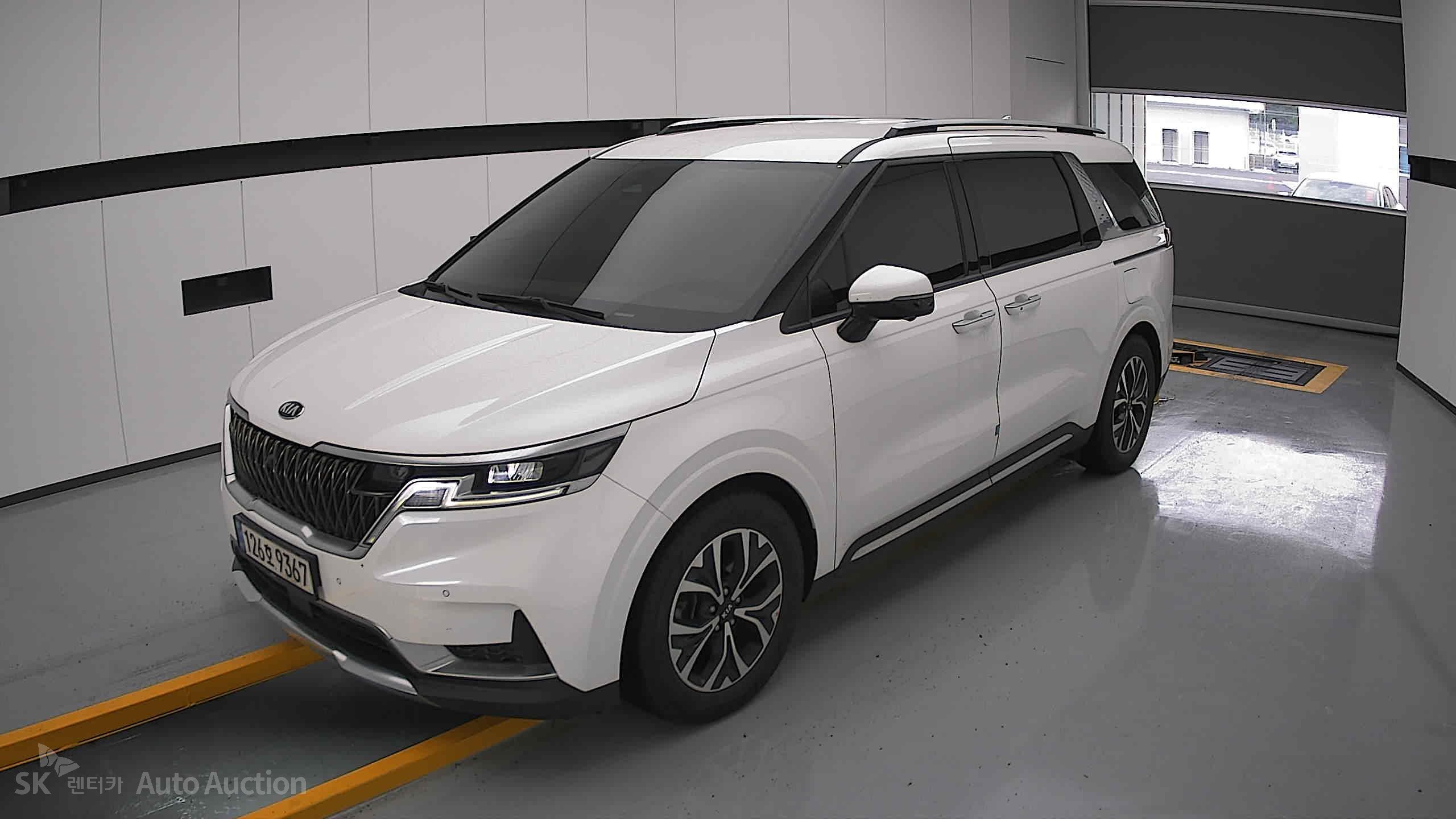 2021 - kia carnival