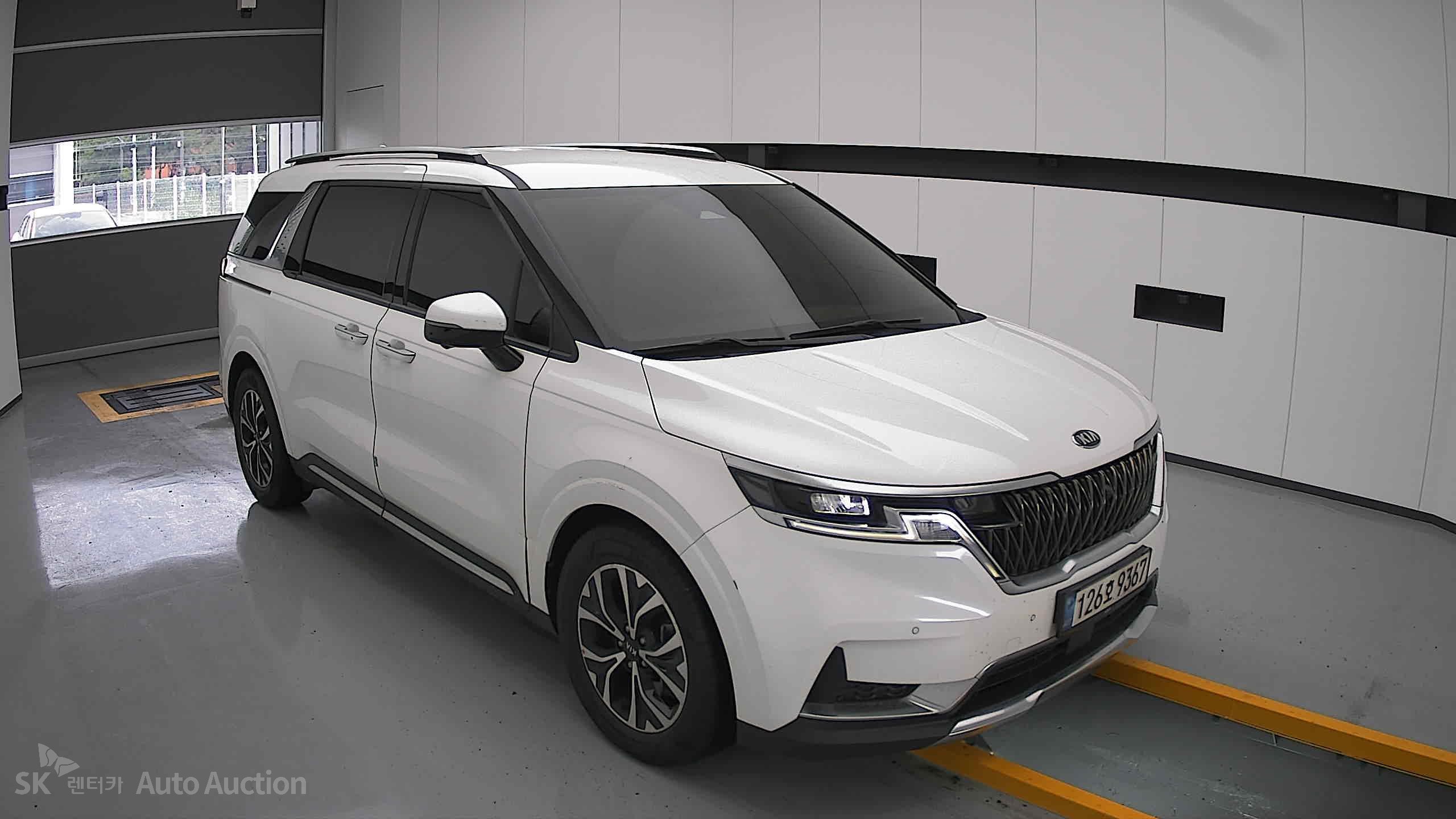 2021 - kia carnival