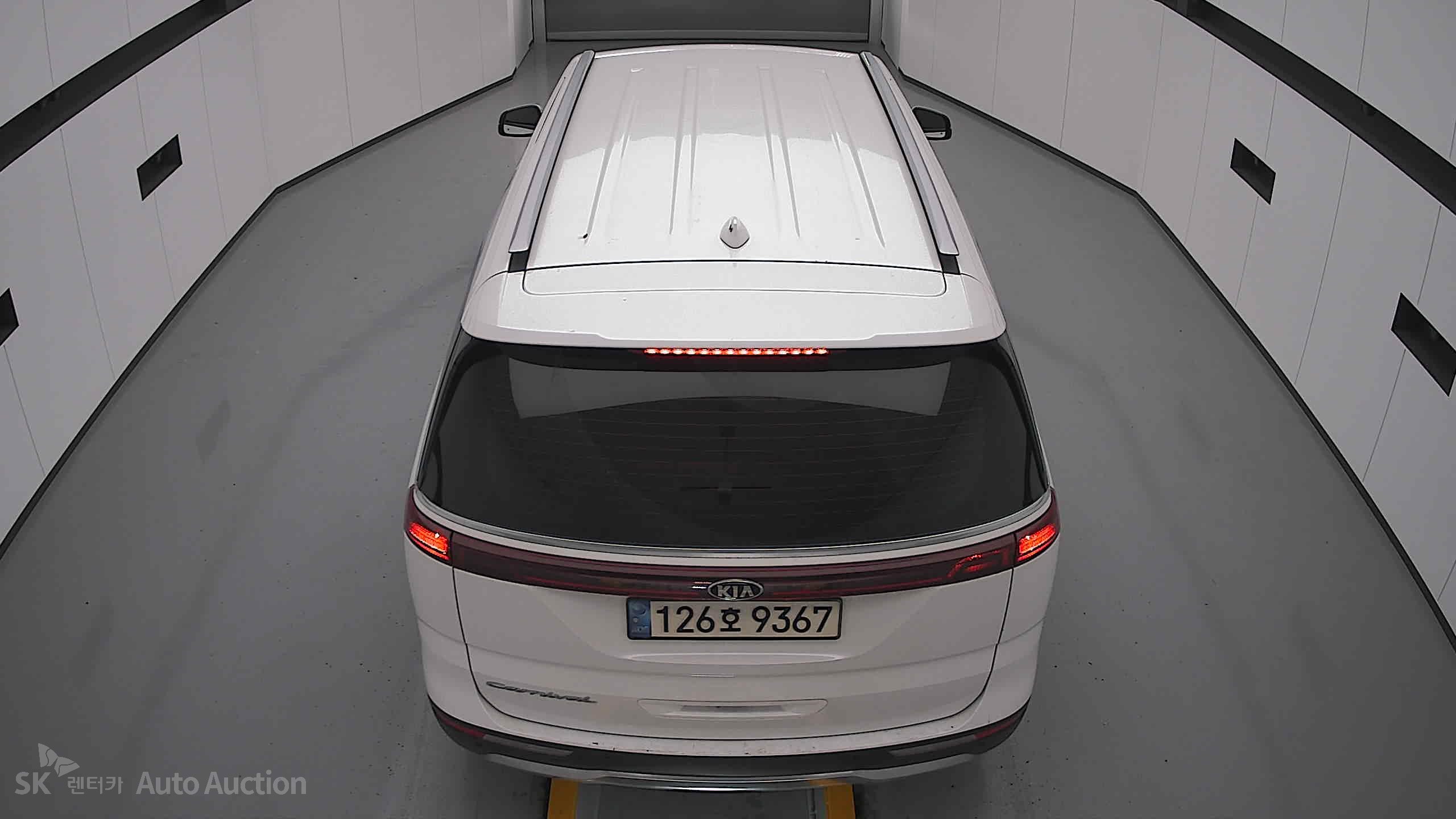 2021 - kia carnival