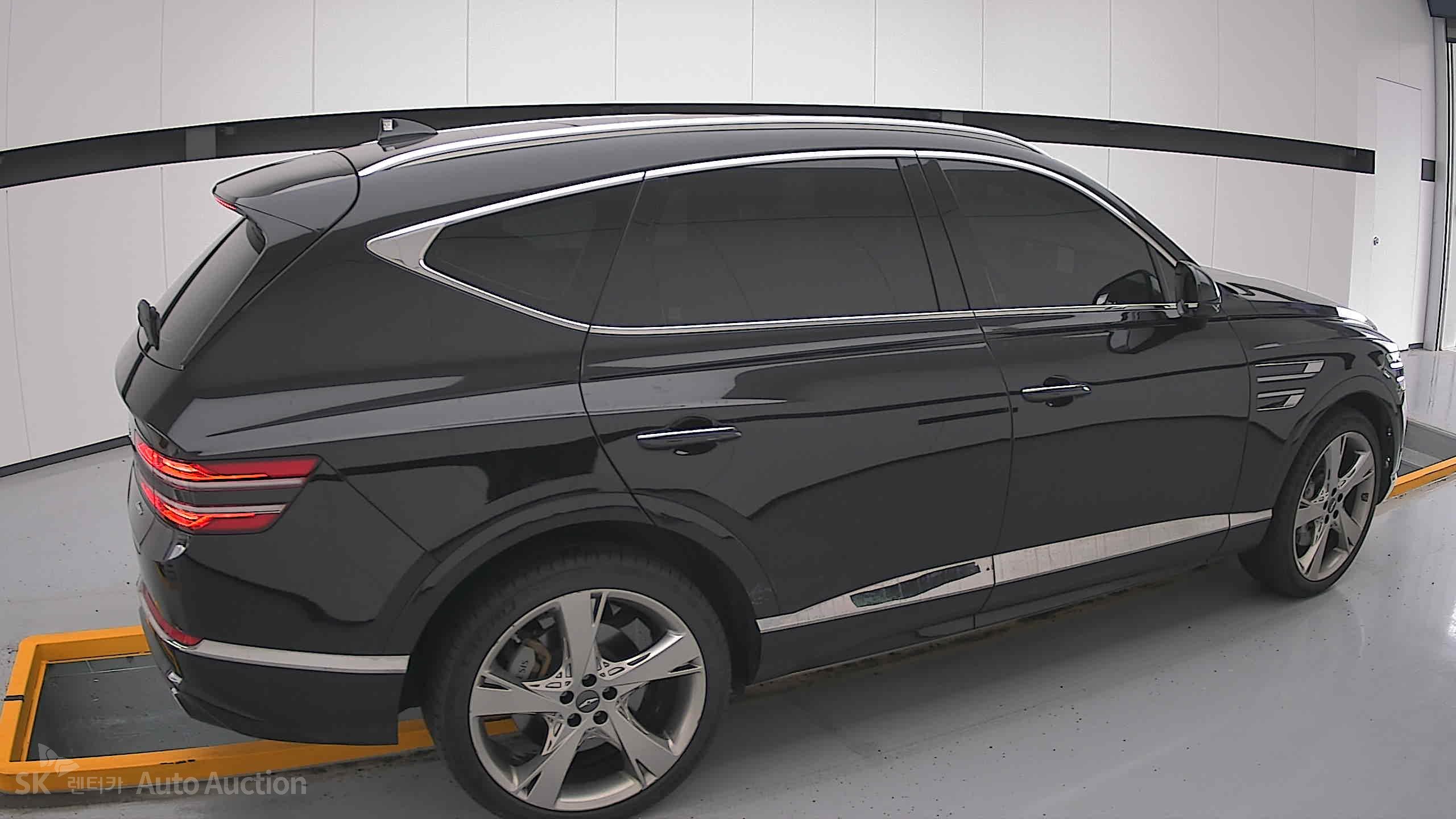 2023 - genesis gv80