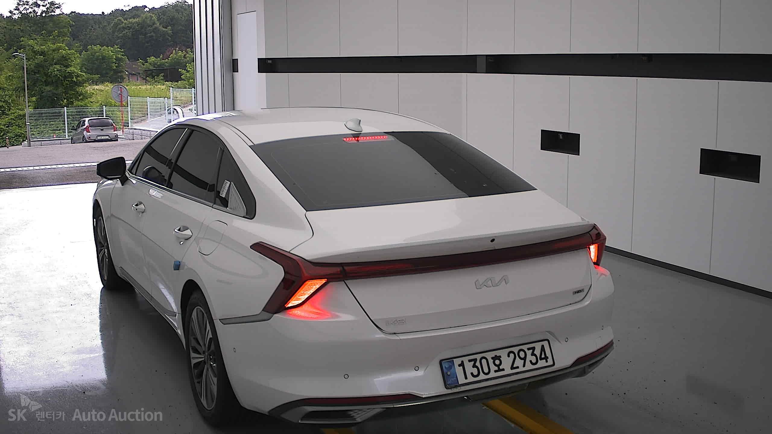2023 - kia k8