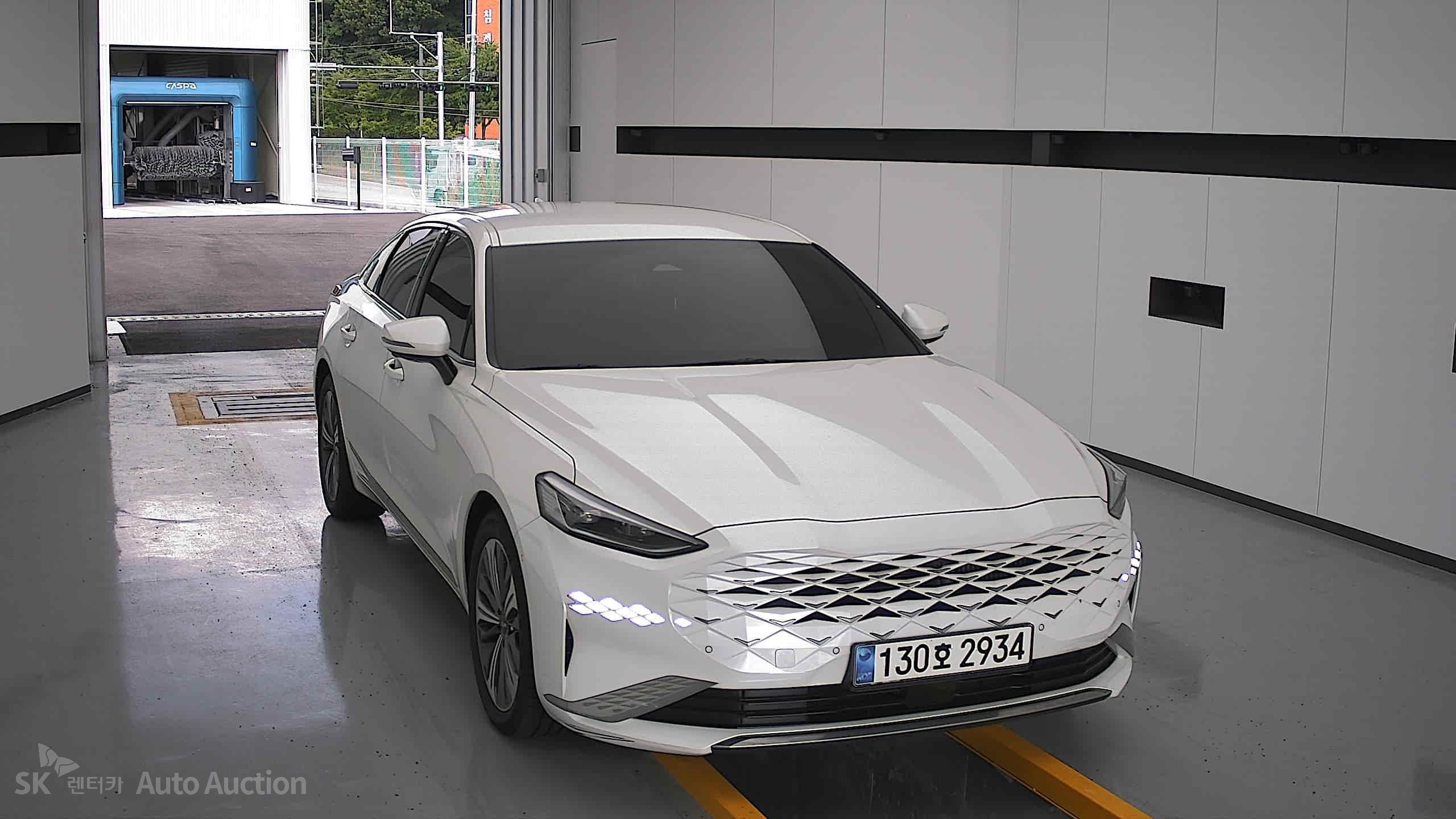2023 - kia k8