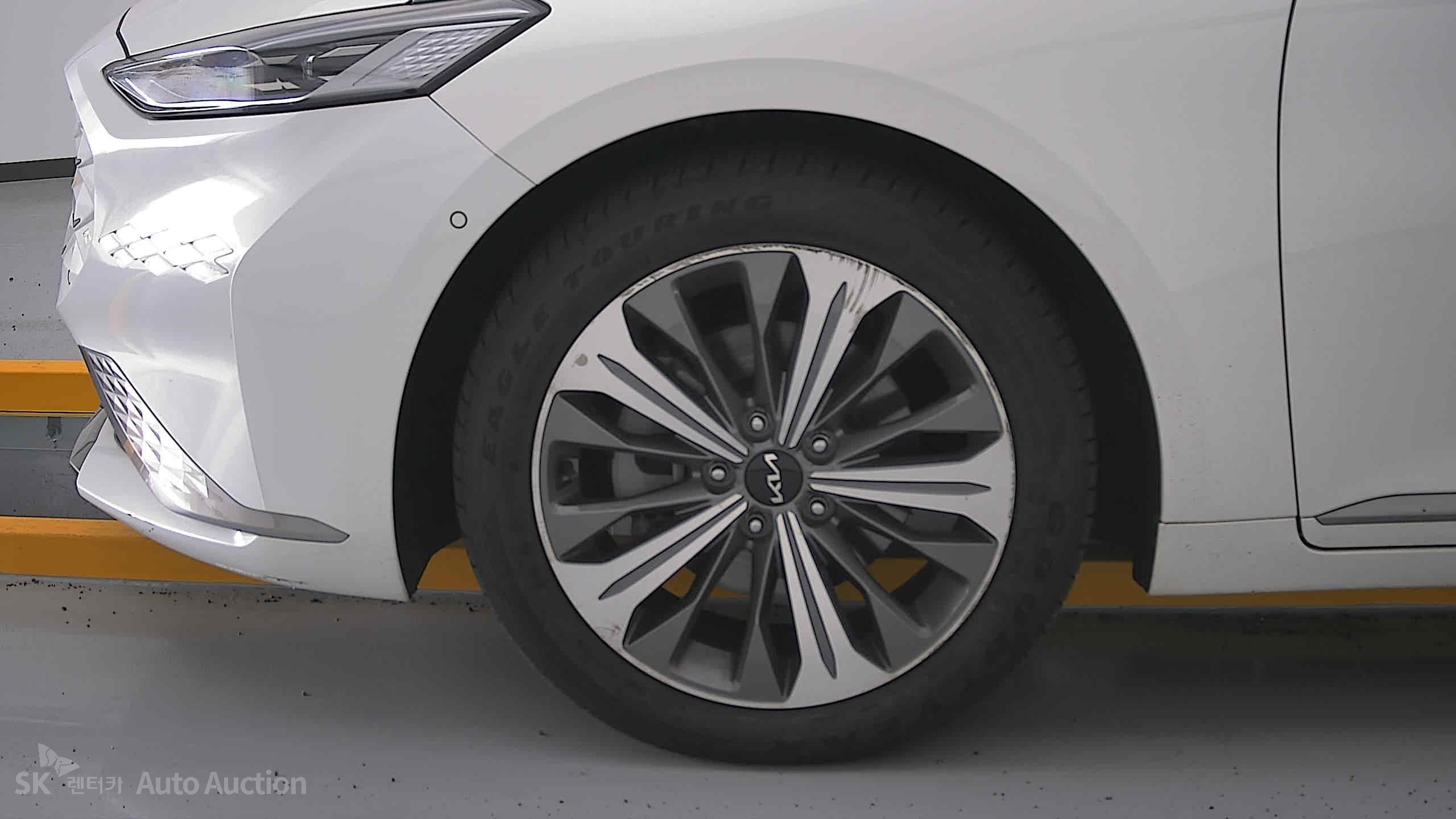 2023 - kia k8