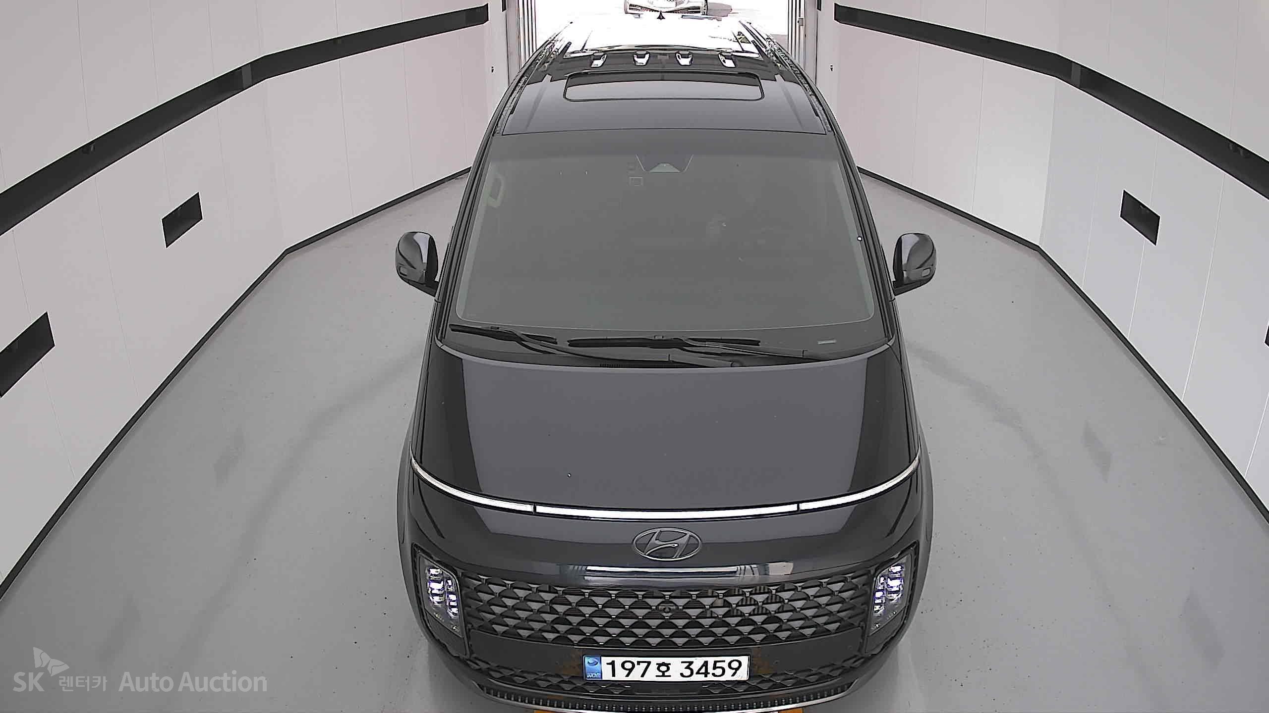 2023 - hyundai staria