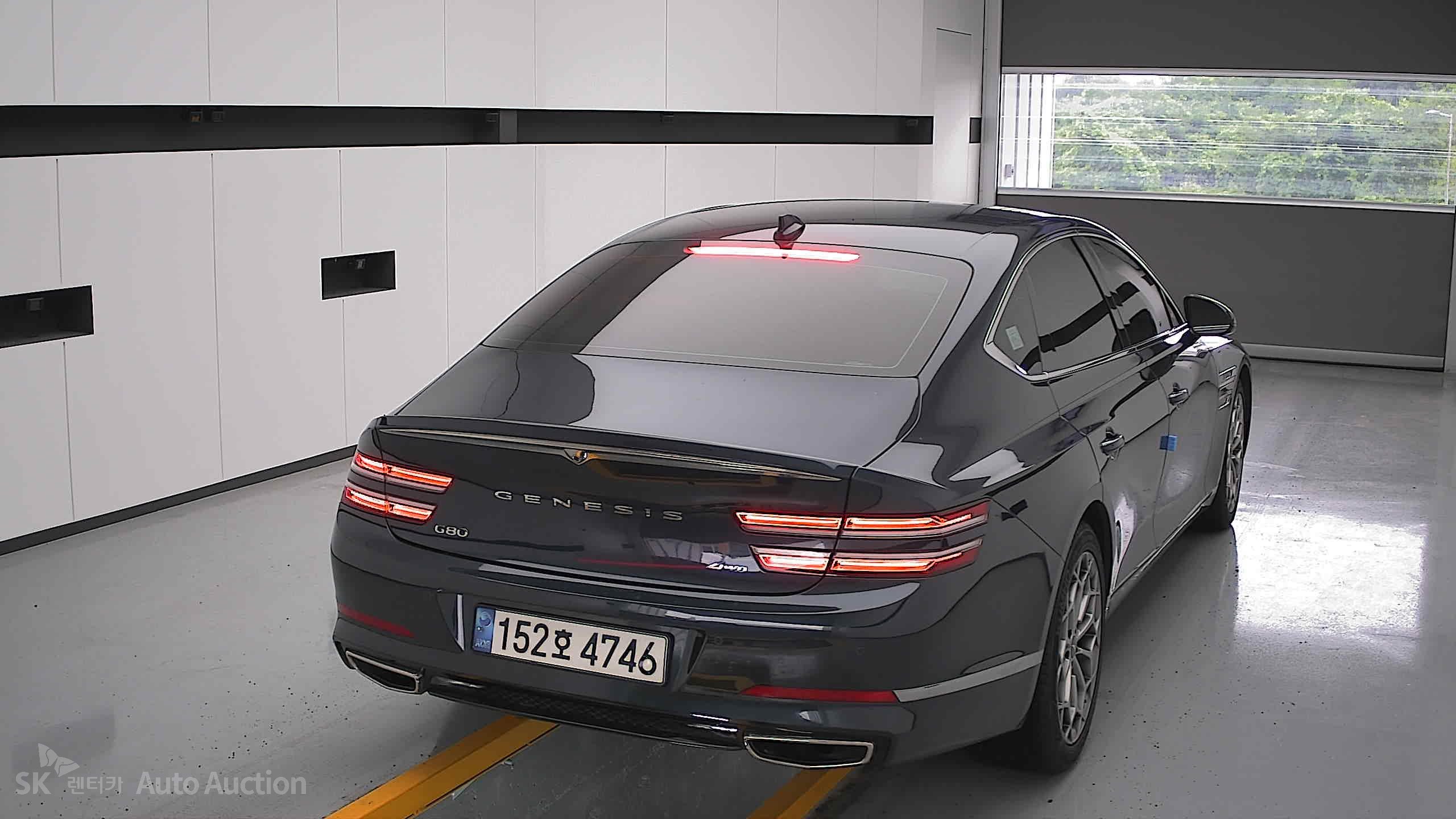 2022 - genesis g80