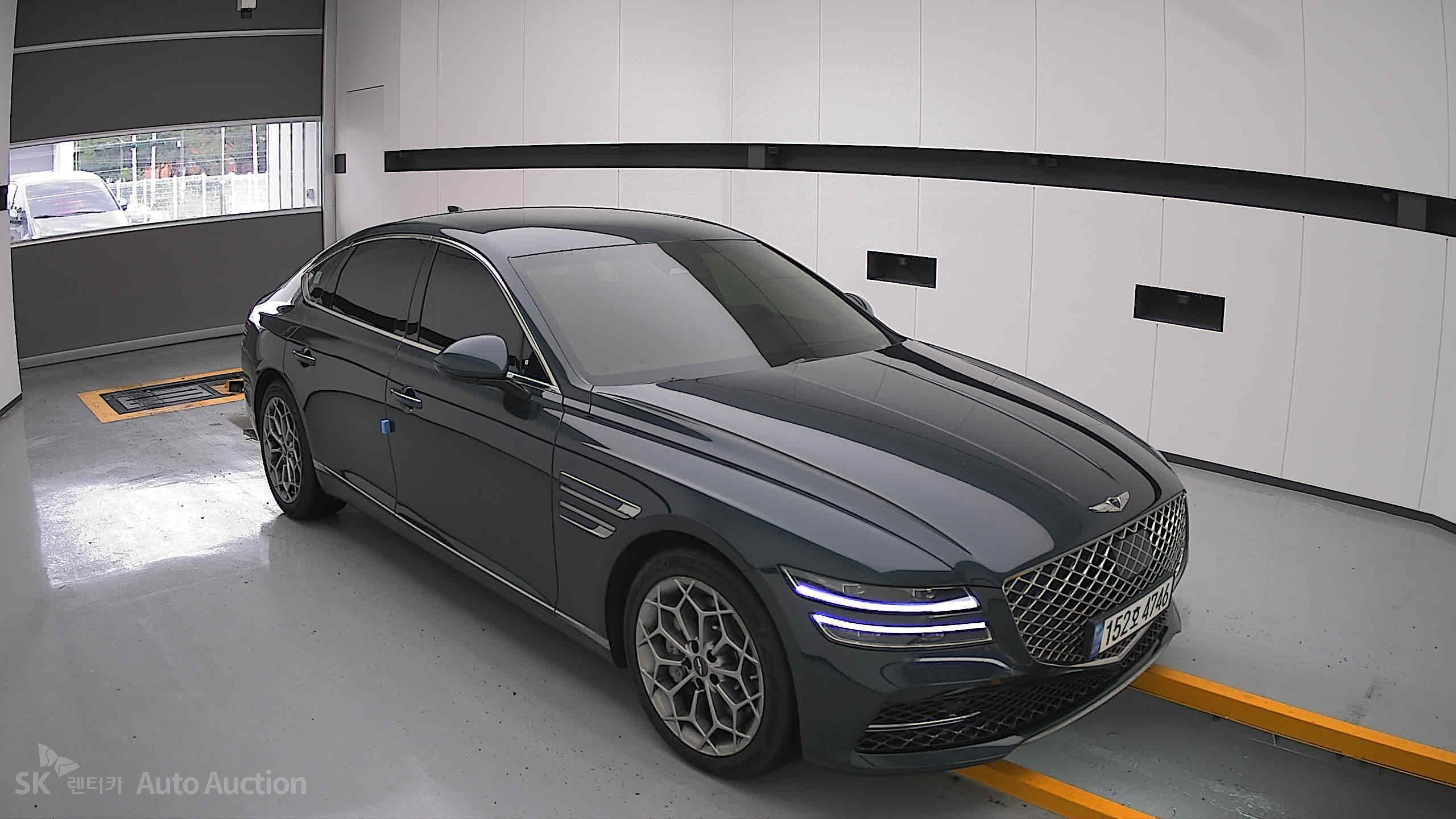 2022 - genesis g80