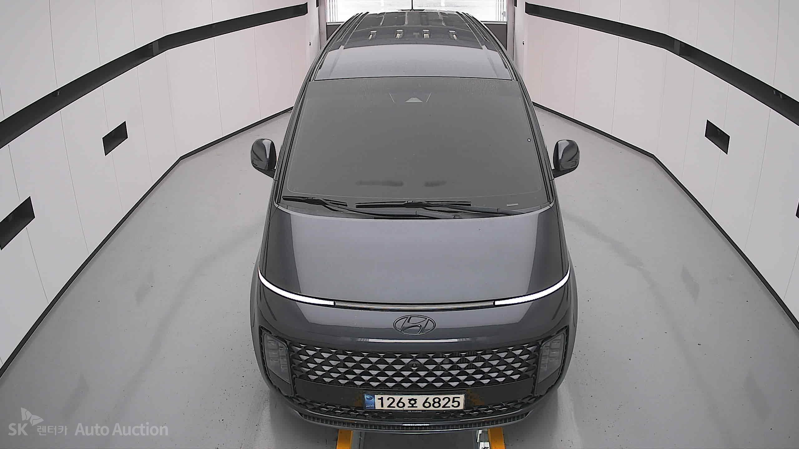 2022 - hyundai staria