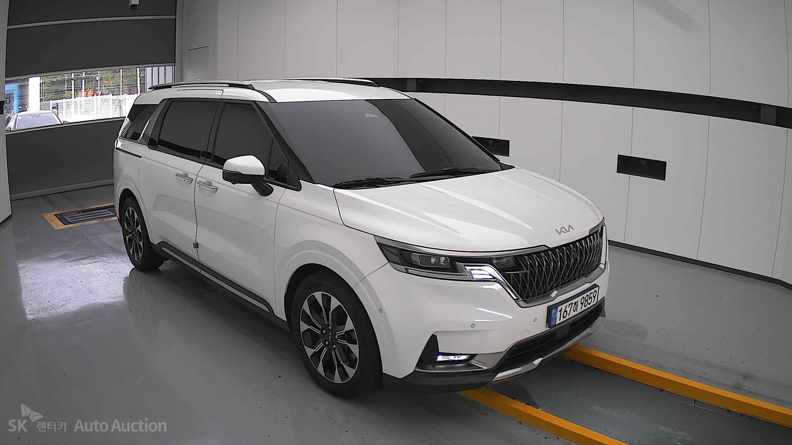 2022 - kia carnival