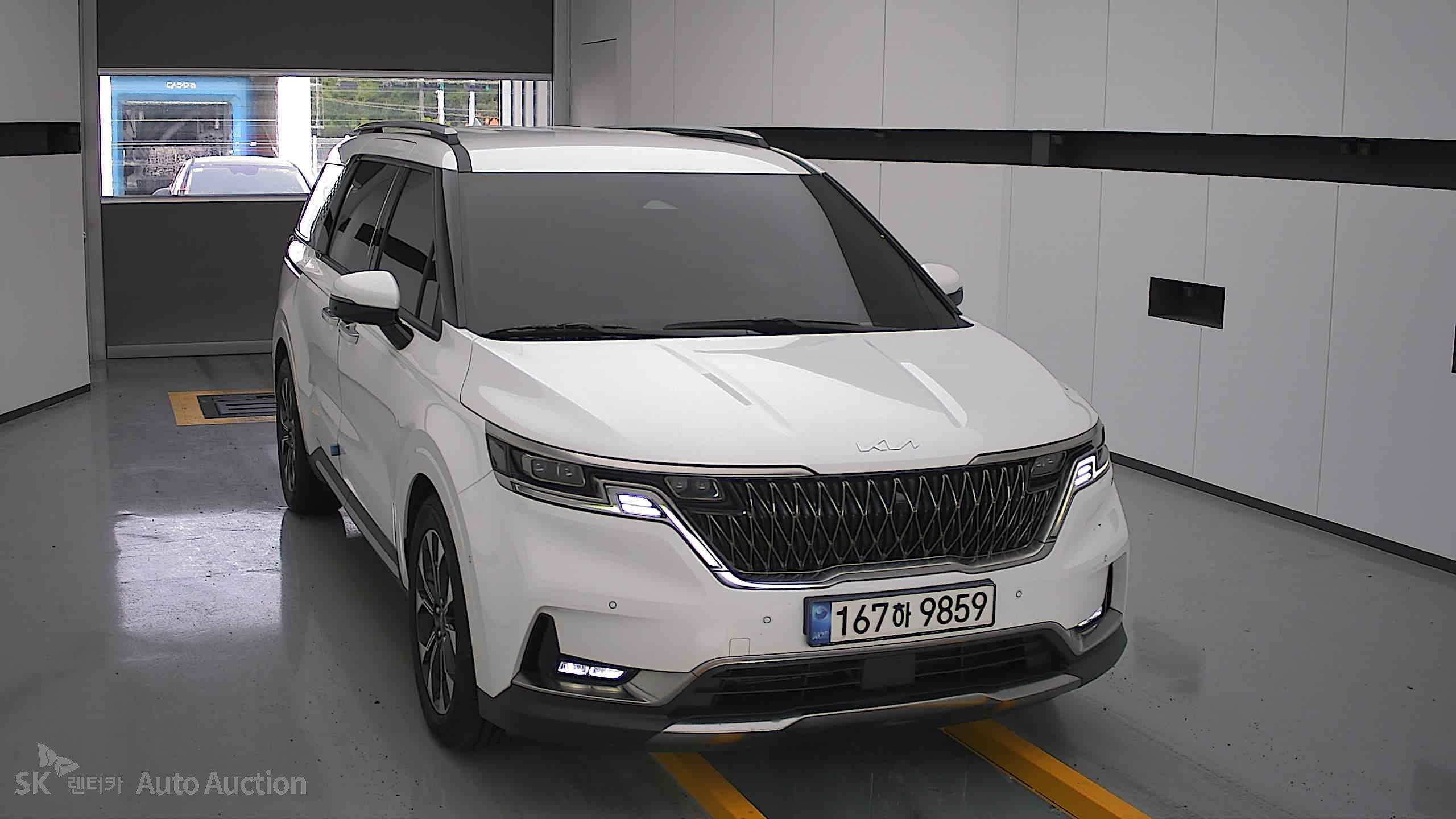 2022 - kia carnival