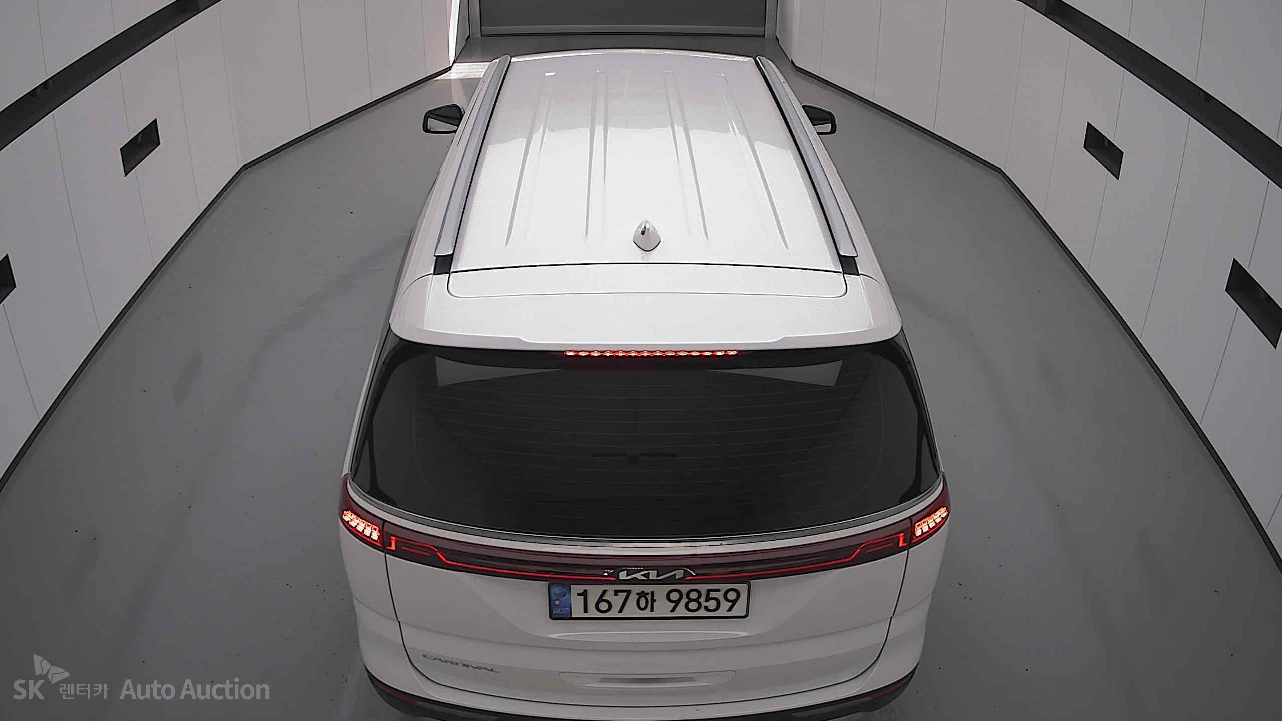 2022 - kia carnival