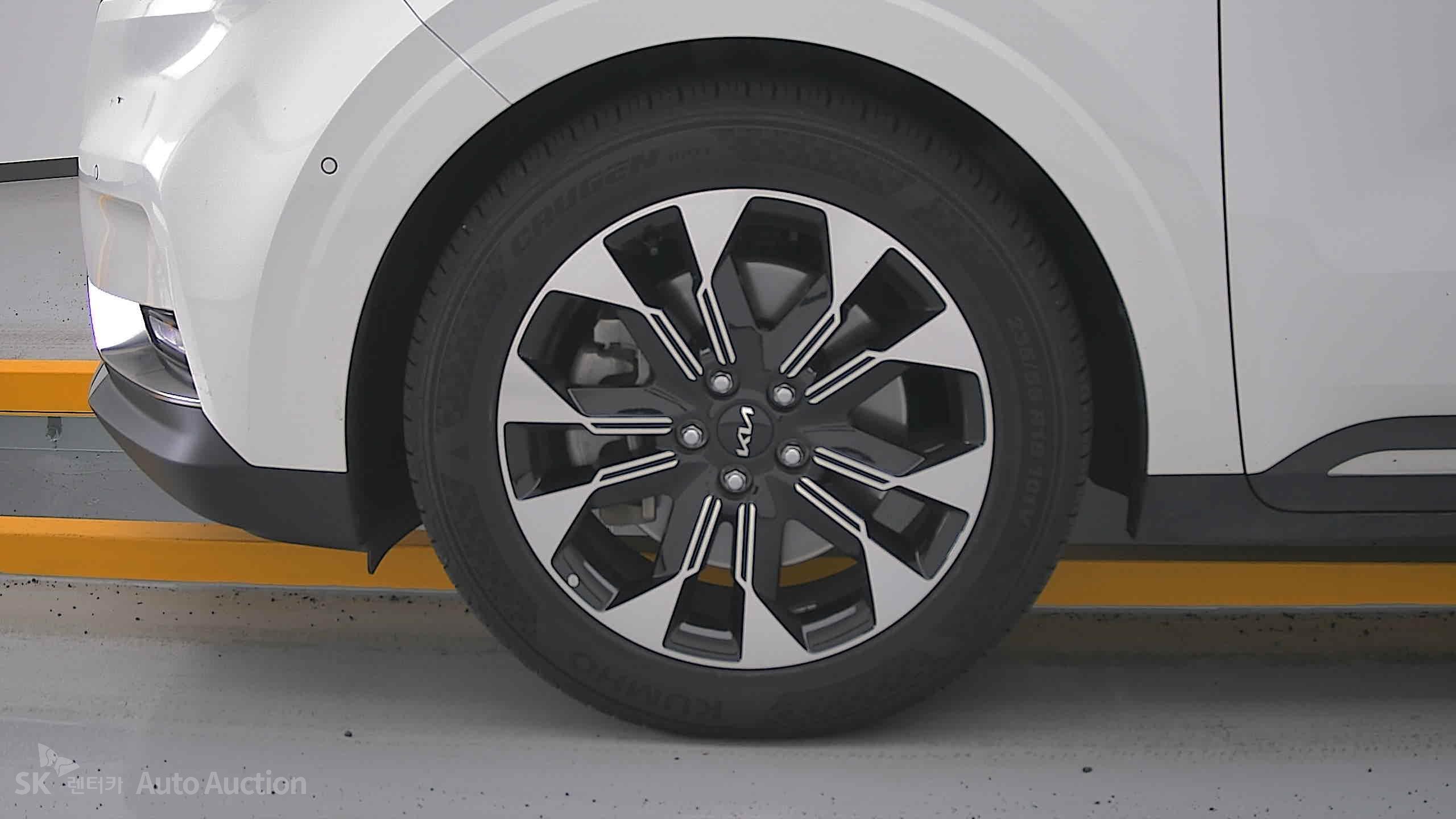 2022 - kia carnival