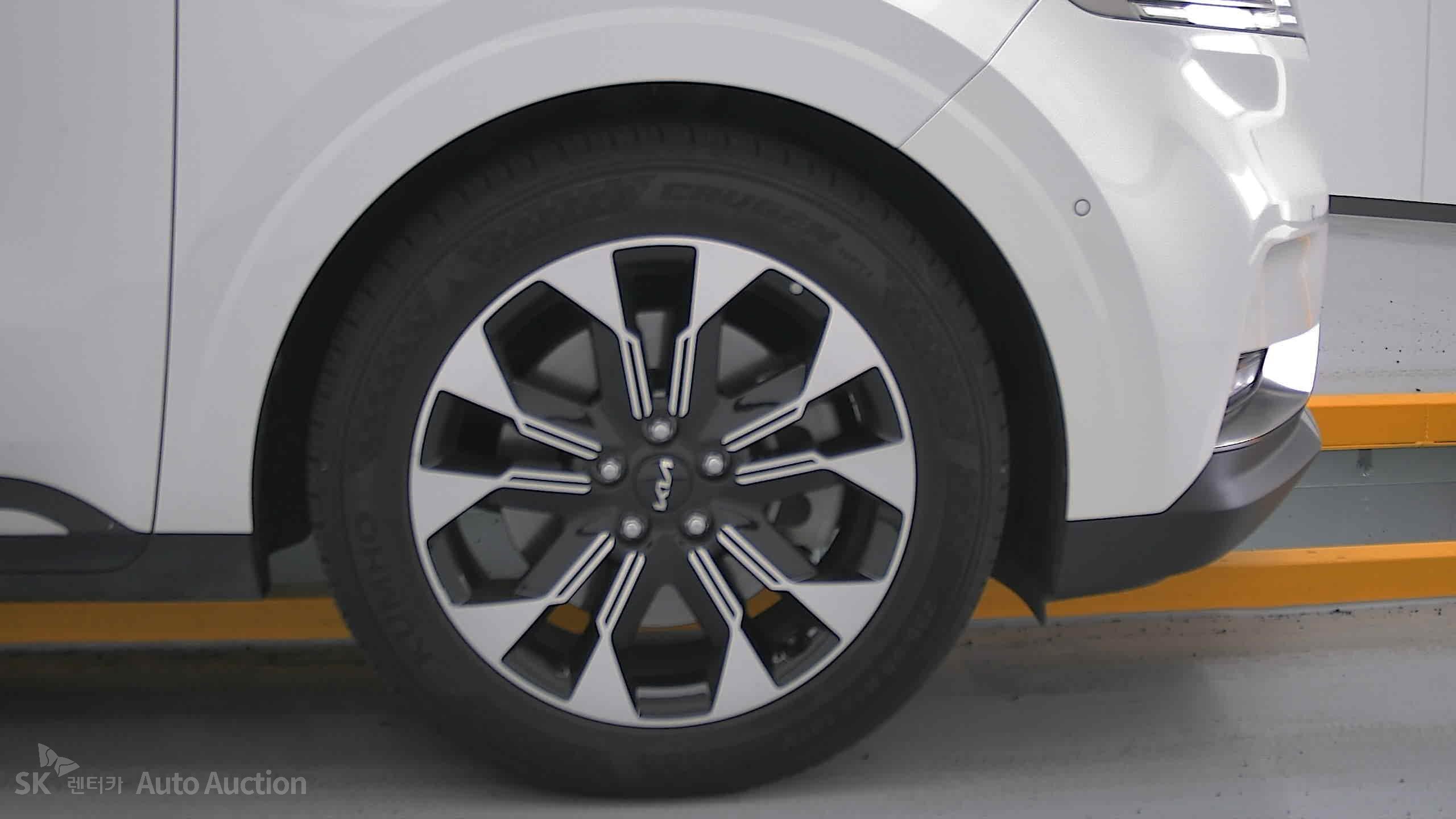 2022 - kia carnival