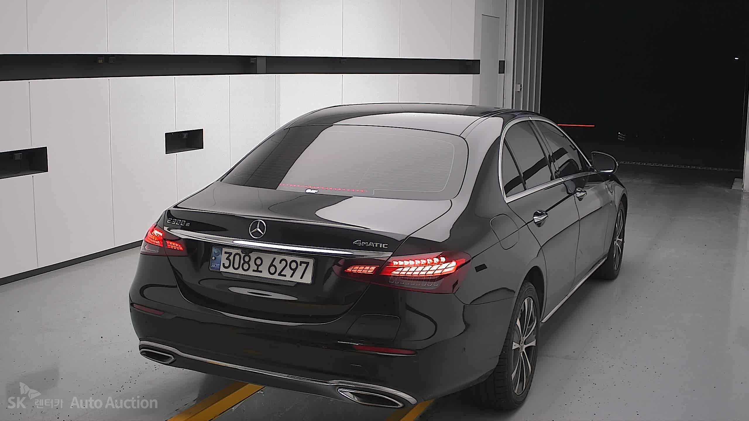 2021 - mercedes-benz e300e