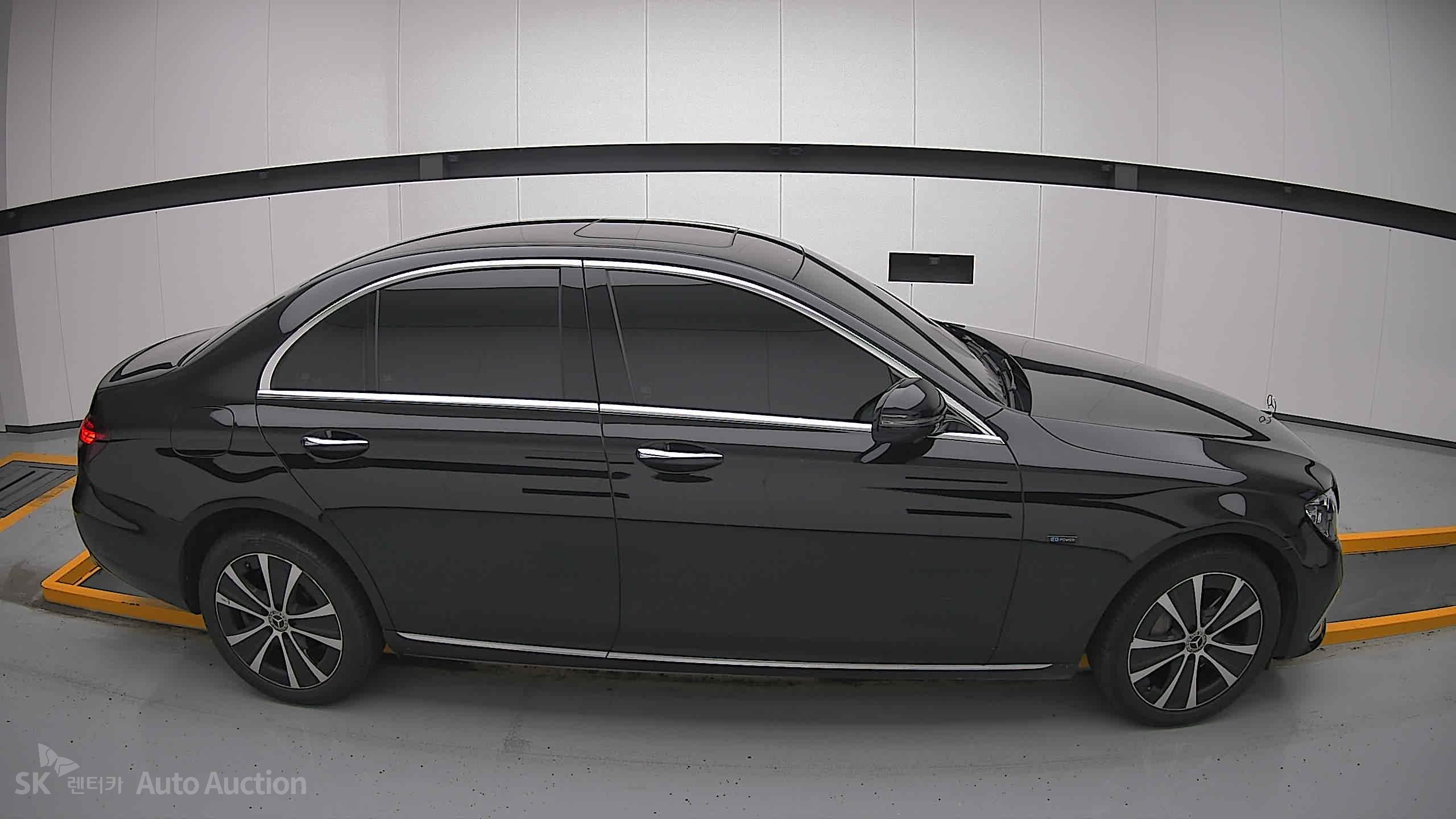 2021 - mercedes-benz e300e