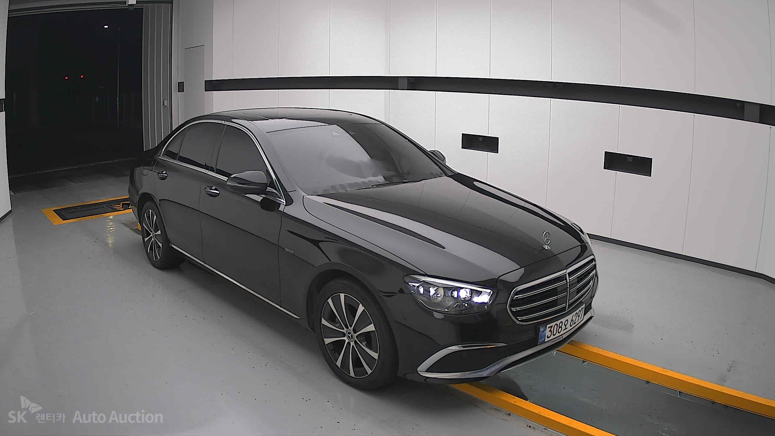 2021 - mercedes-benz e300e