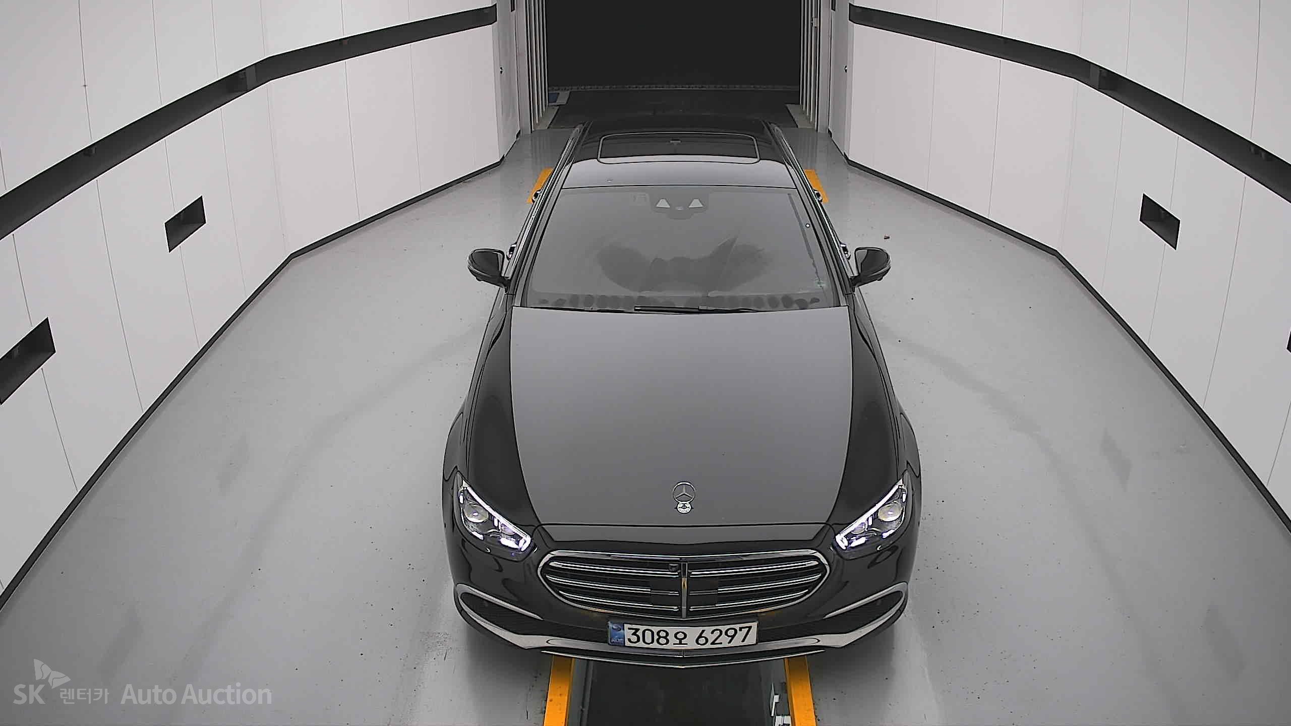 2021 - mercedes-benz e300e