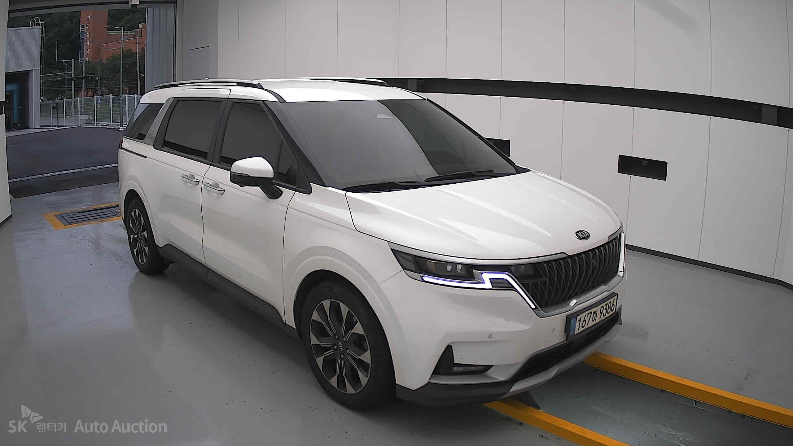 2021 - kia carnival