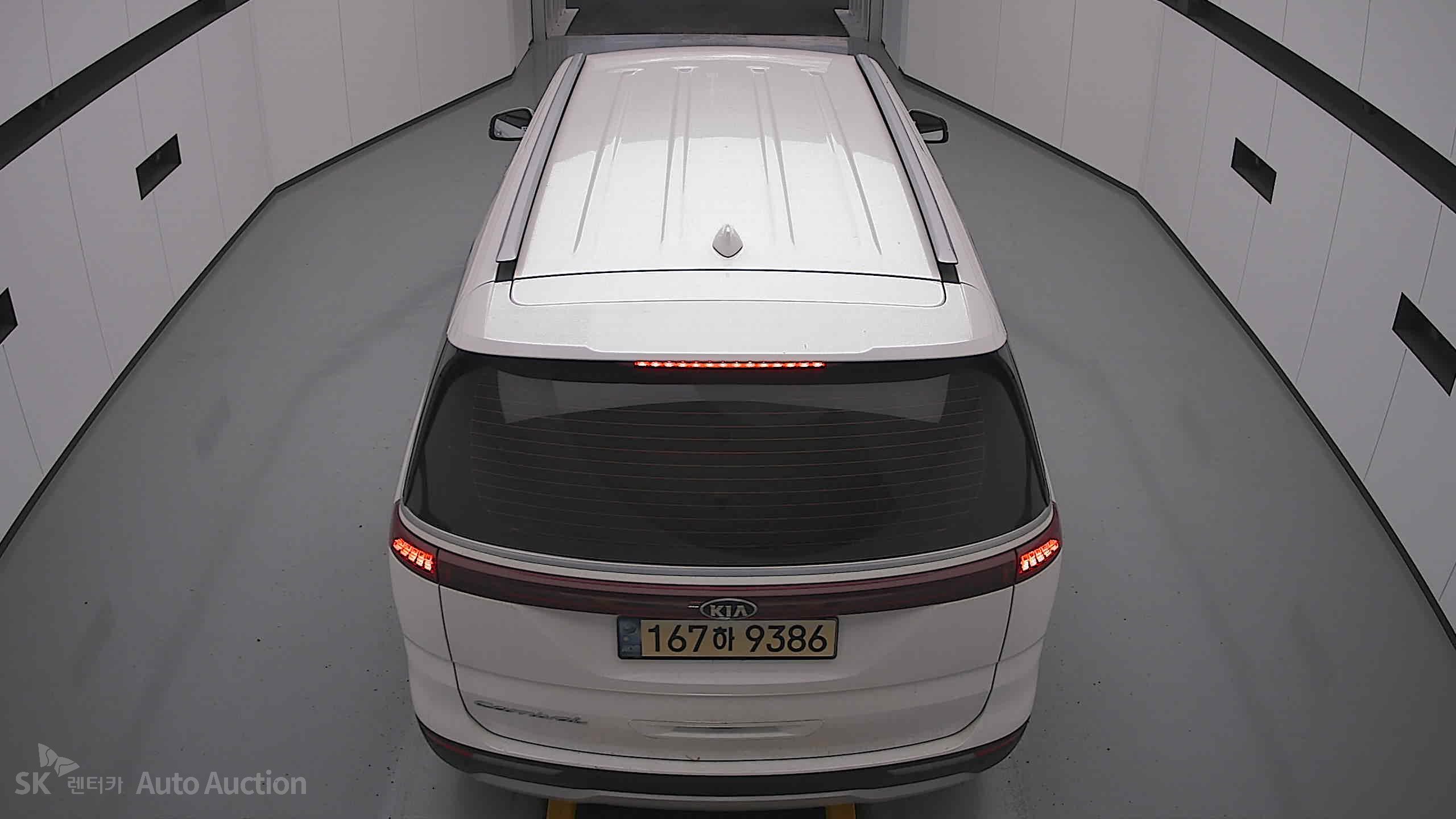 2021 - kia carnival