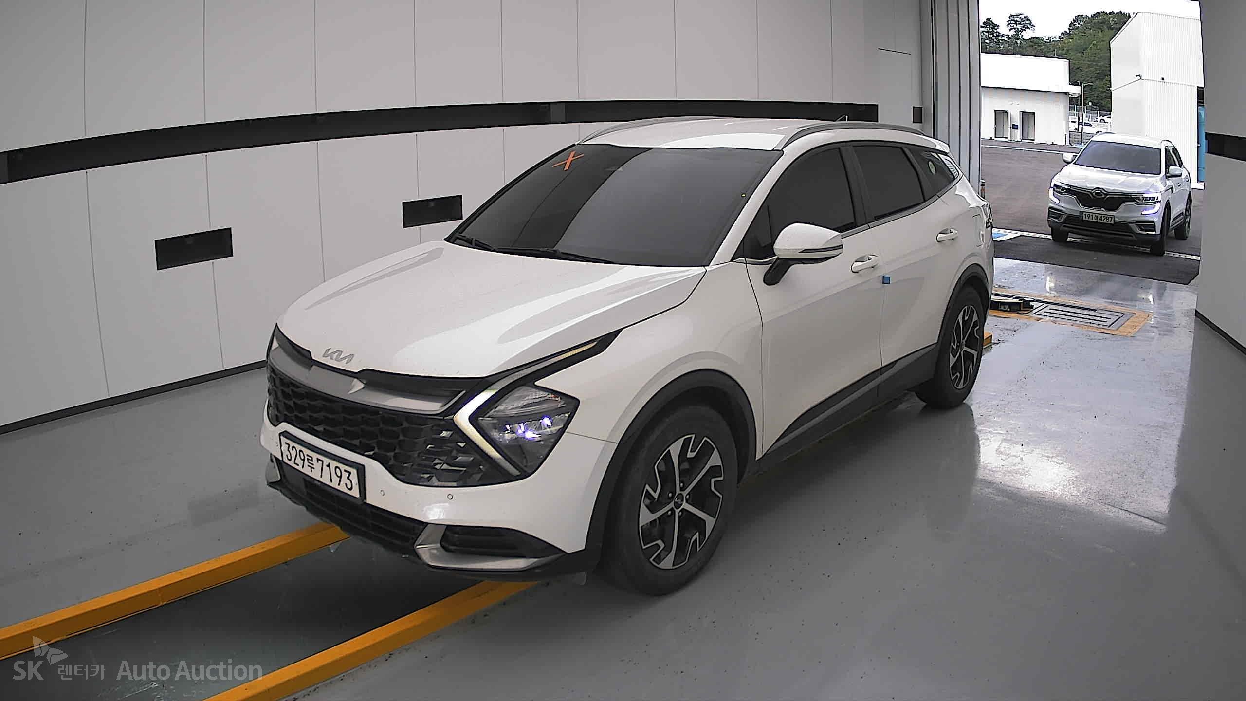 2023 - kia sportage