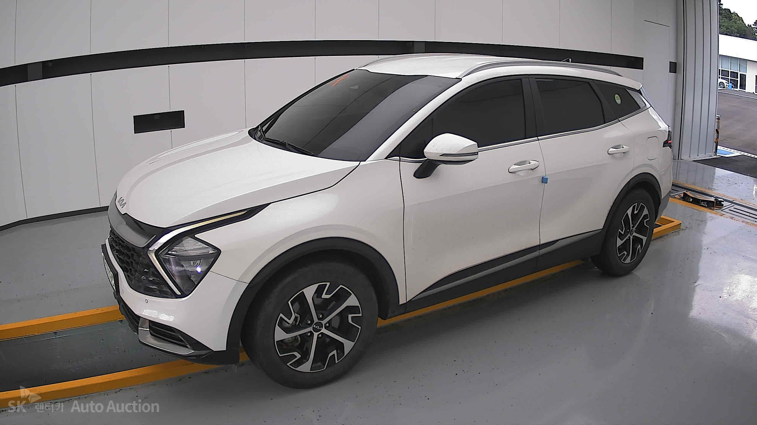 2023 - kia sportage