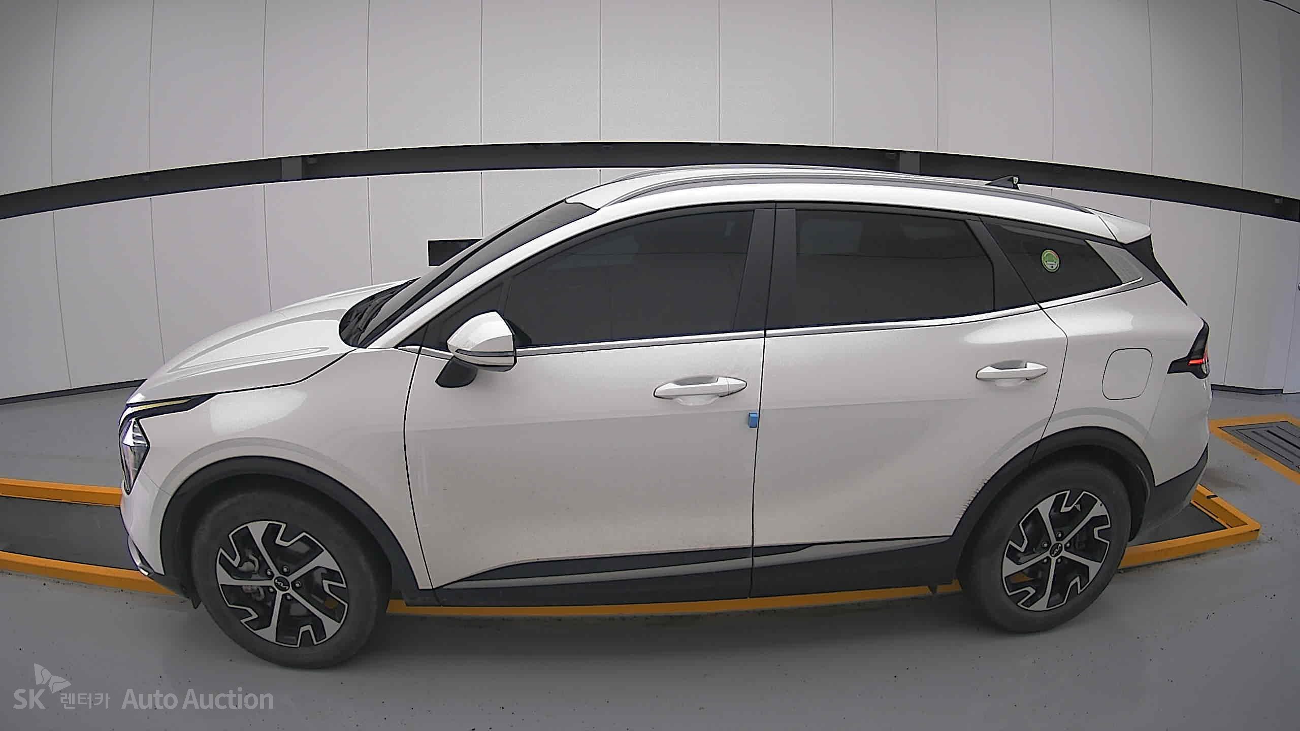 2023 - kia sportage