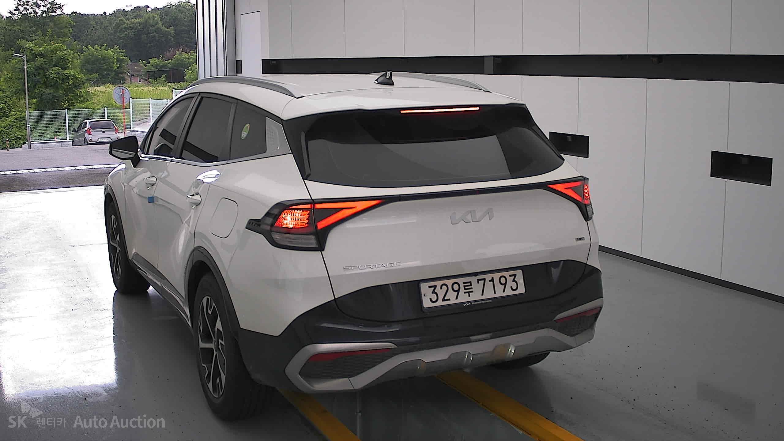 2023 - kia sportage