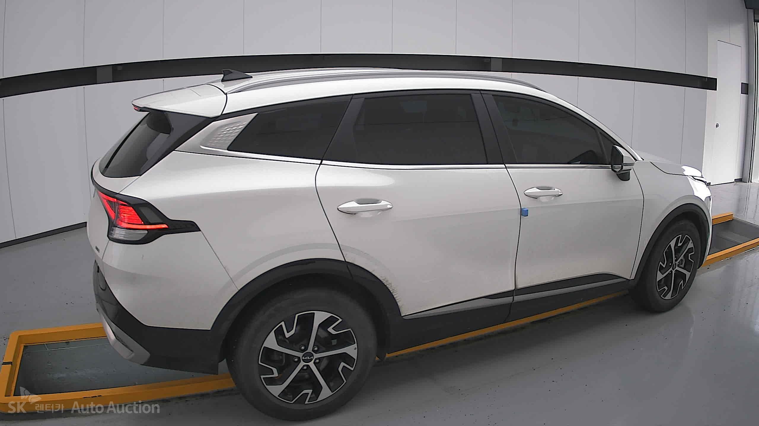 2023 - kia sportage