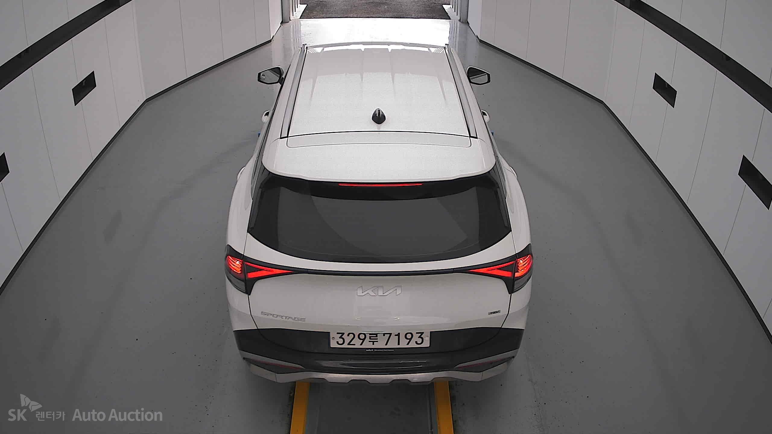 2023 - kia sportage
