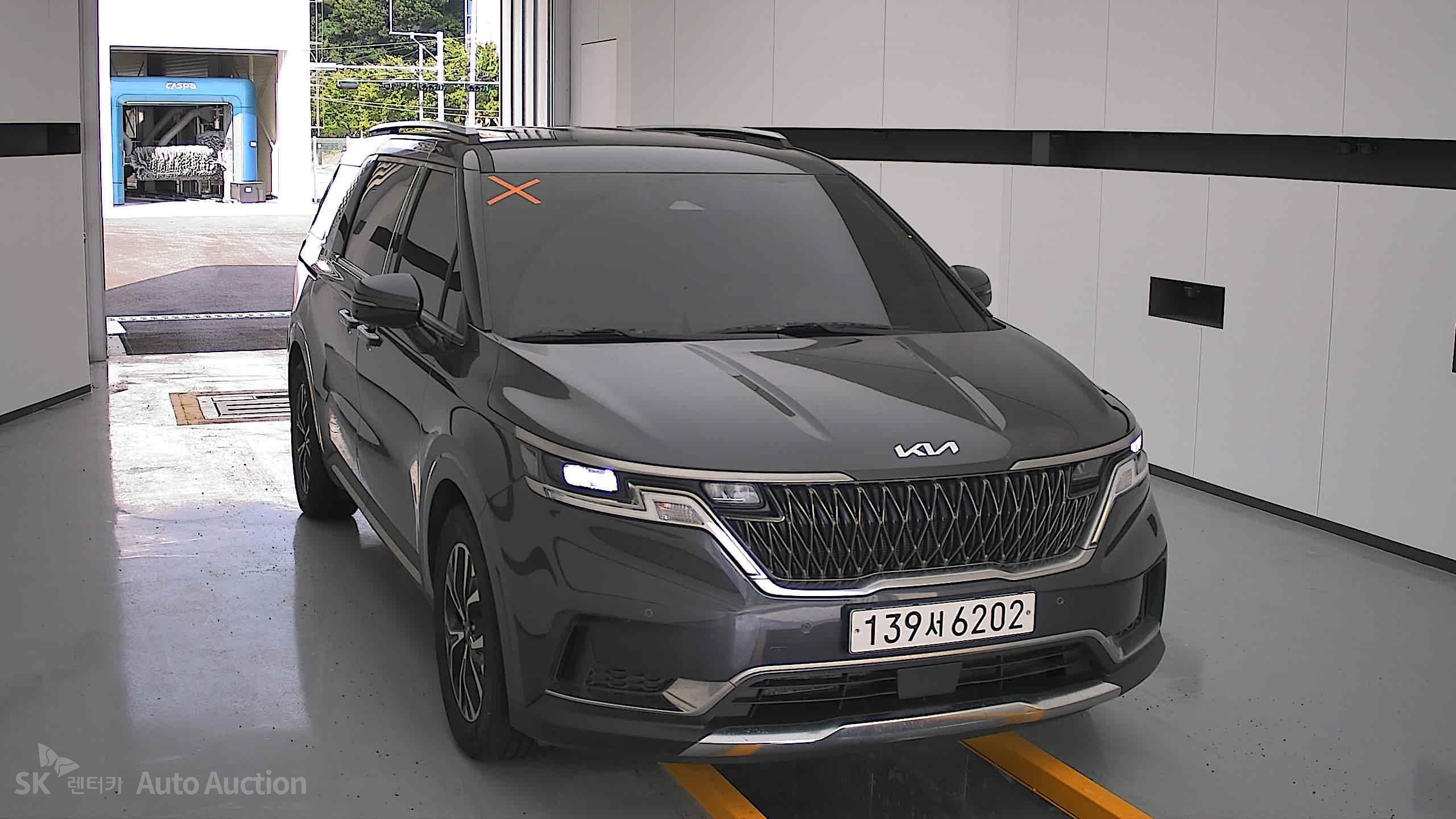 2023 - kia carnival