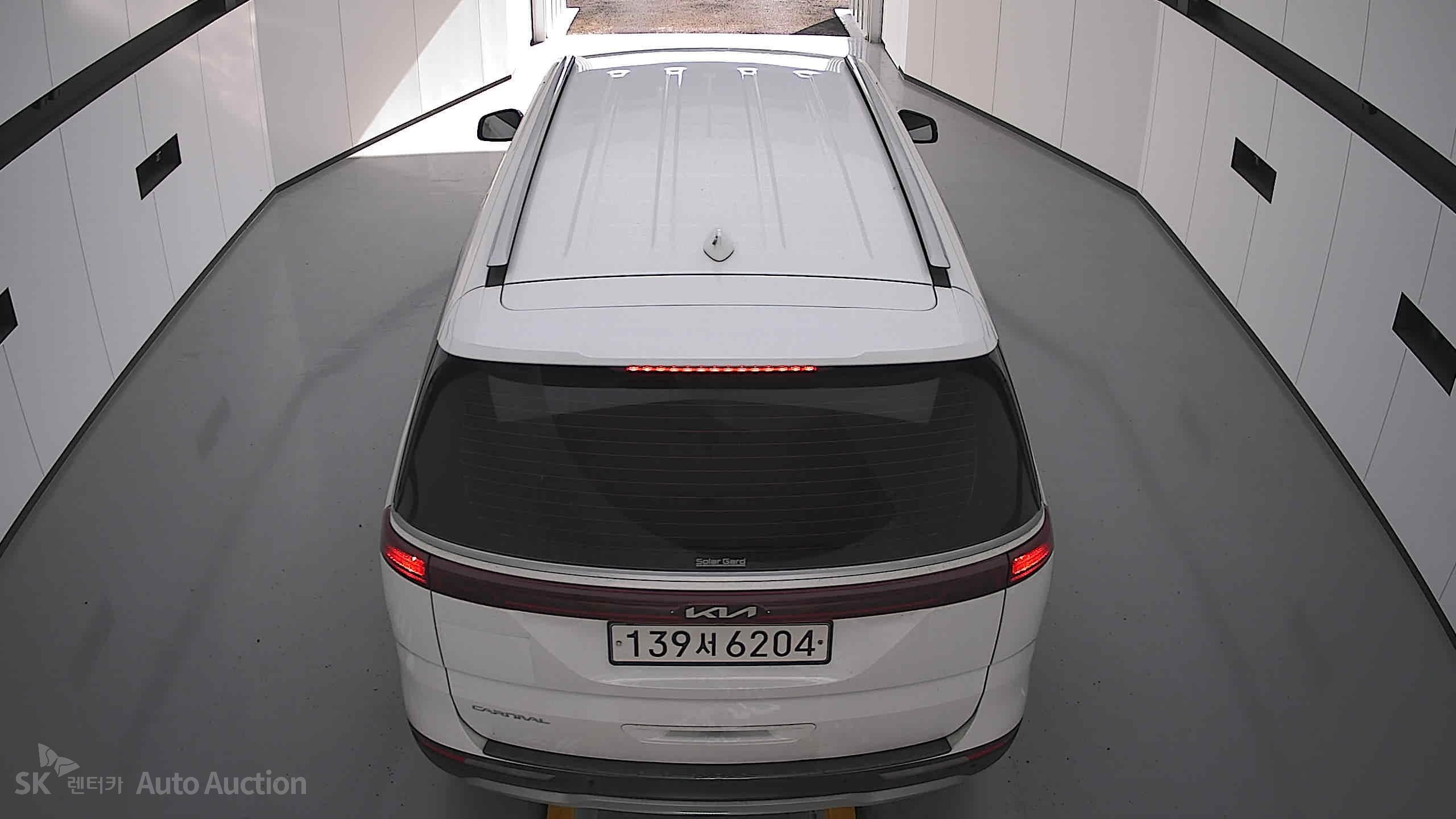 2023 - kia carnival