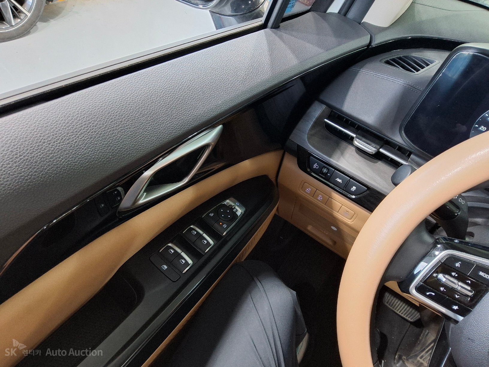 2023 - kia carnival