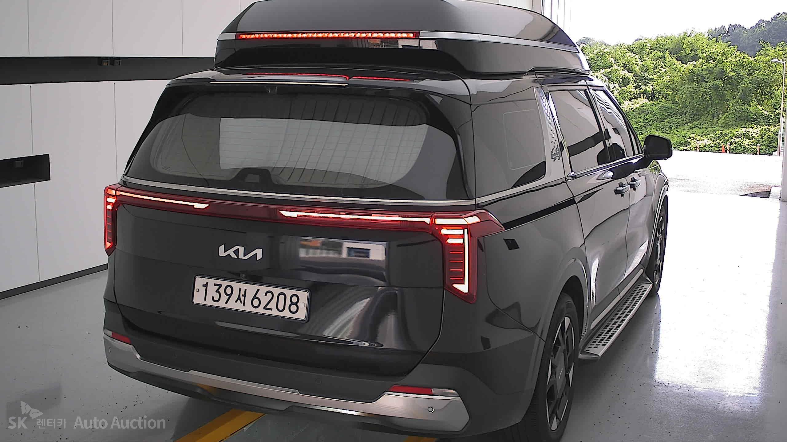 2025 - kia carnival