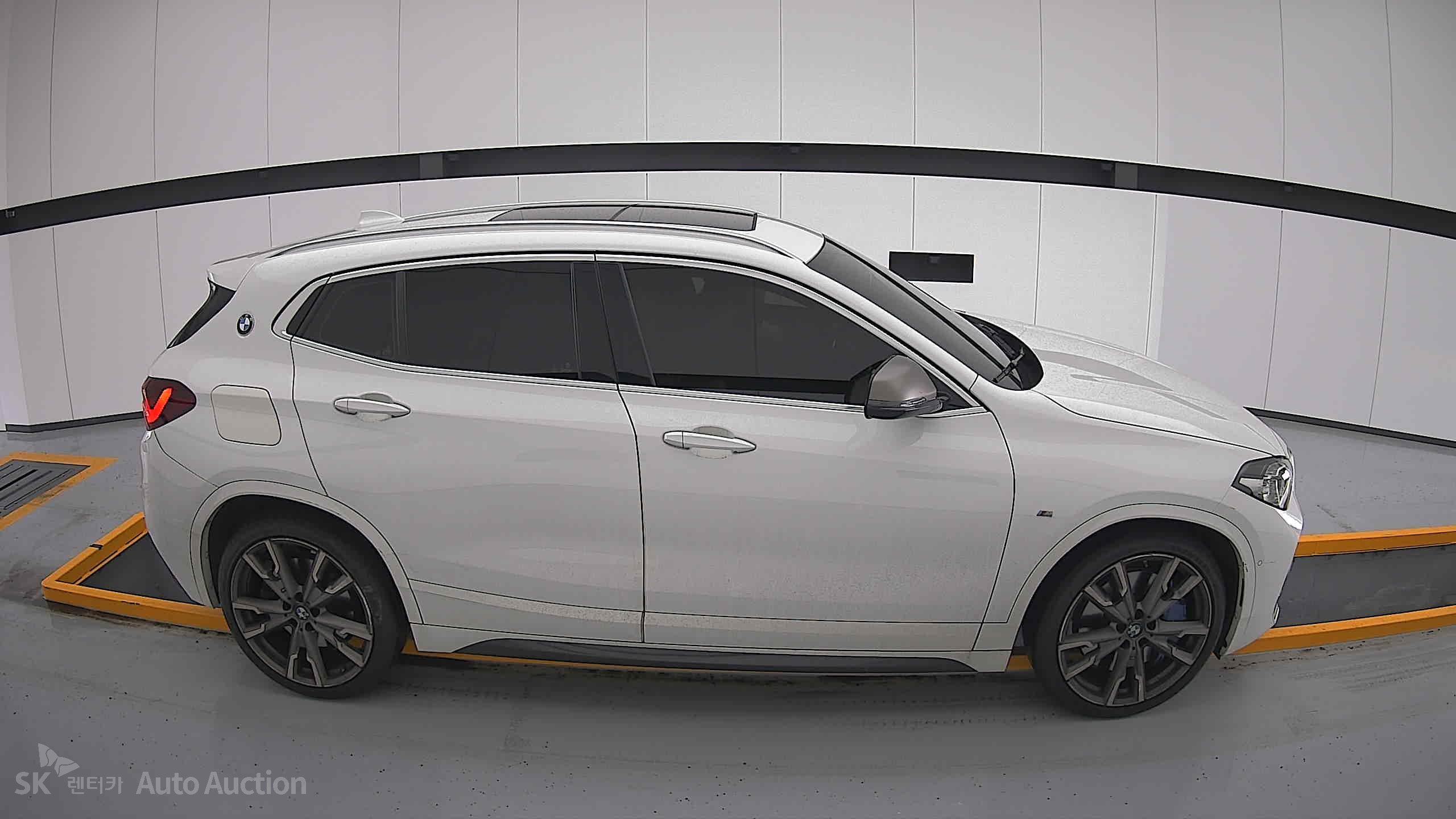 2022 - bmw x2