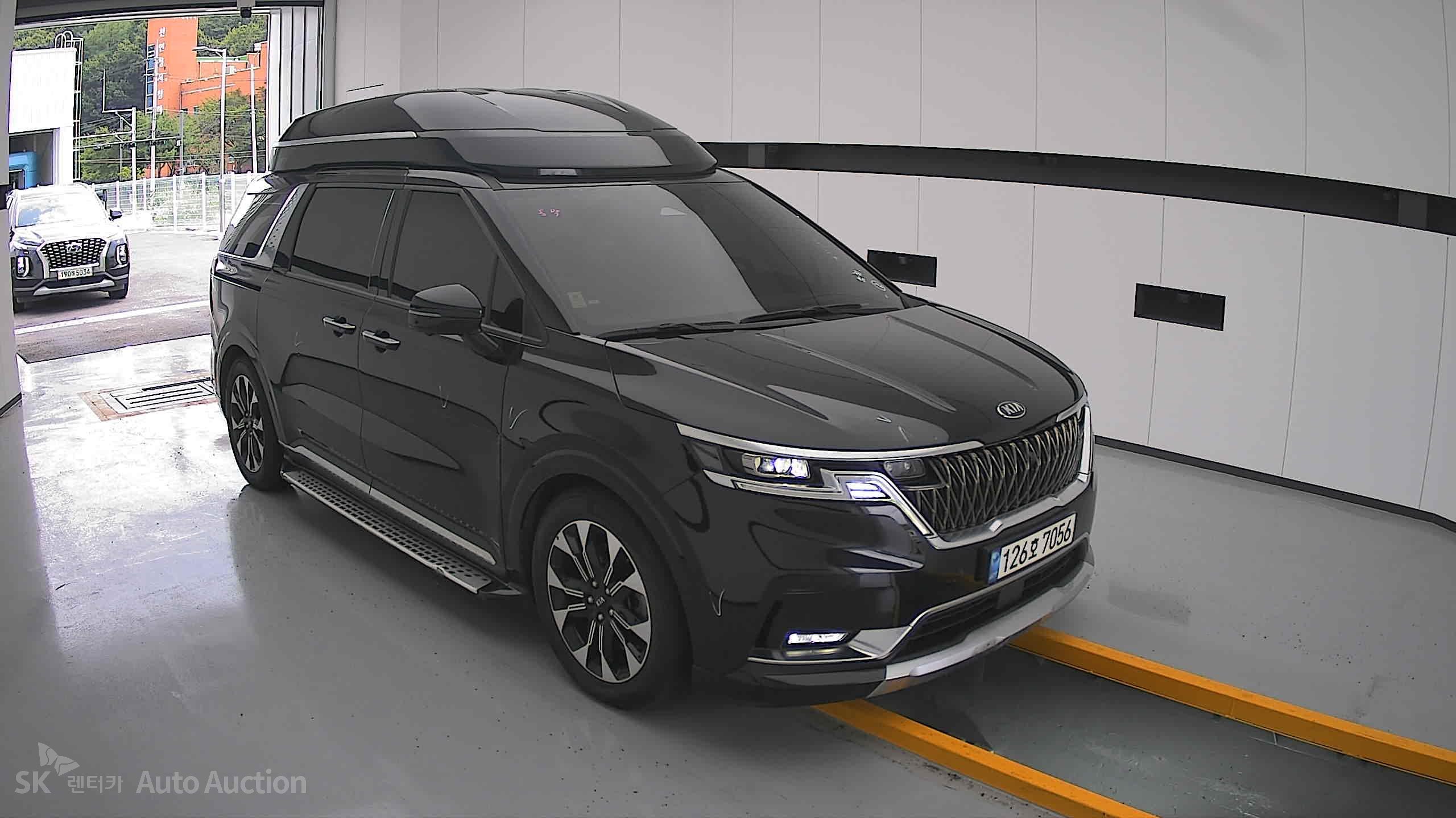 2021 - kia carnival