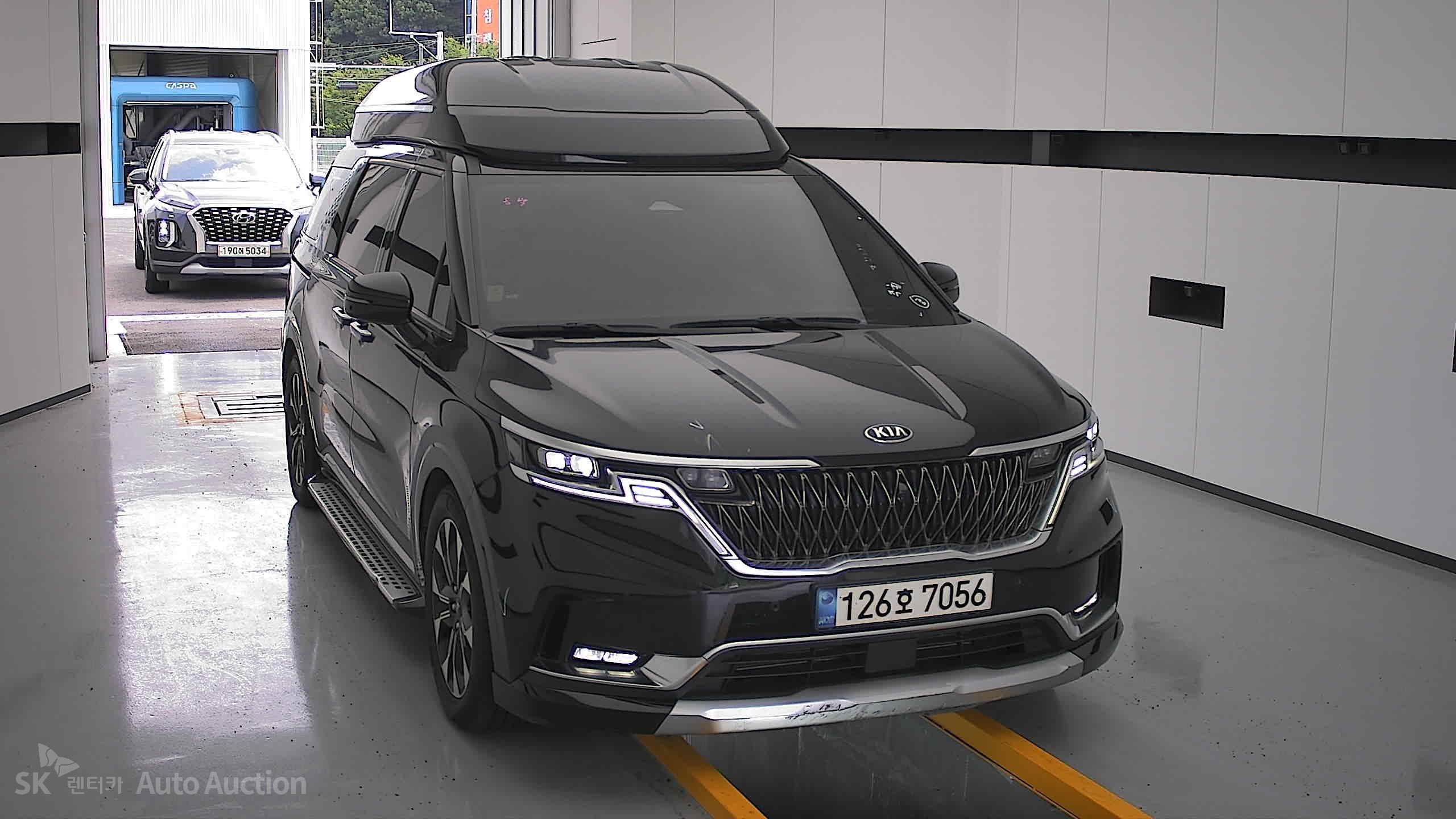 2021 - kia carnival
