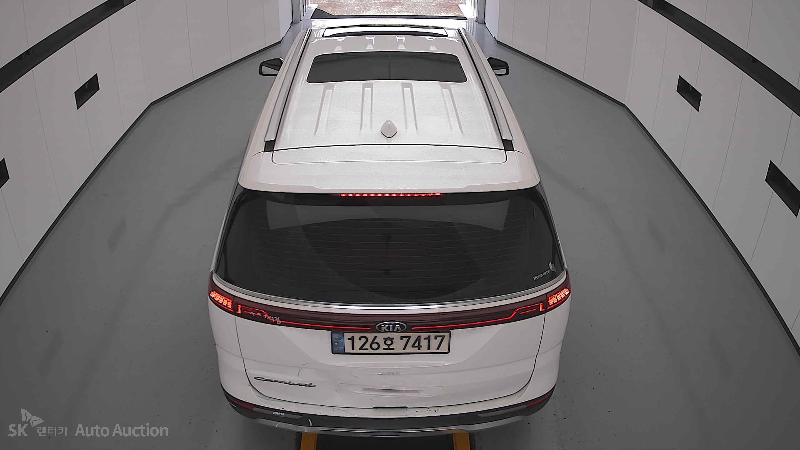 2021 - kia carnival