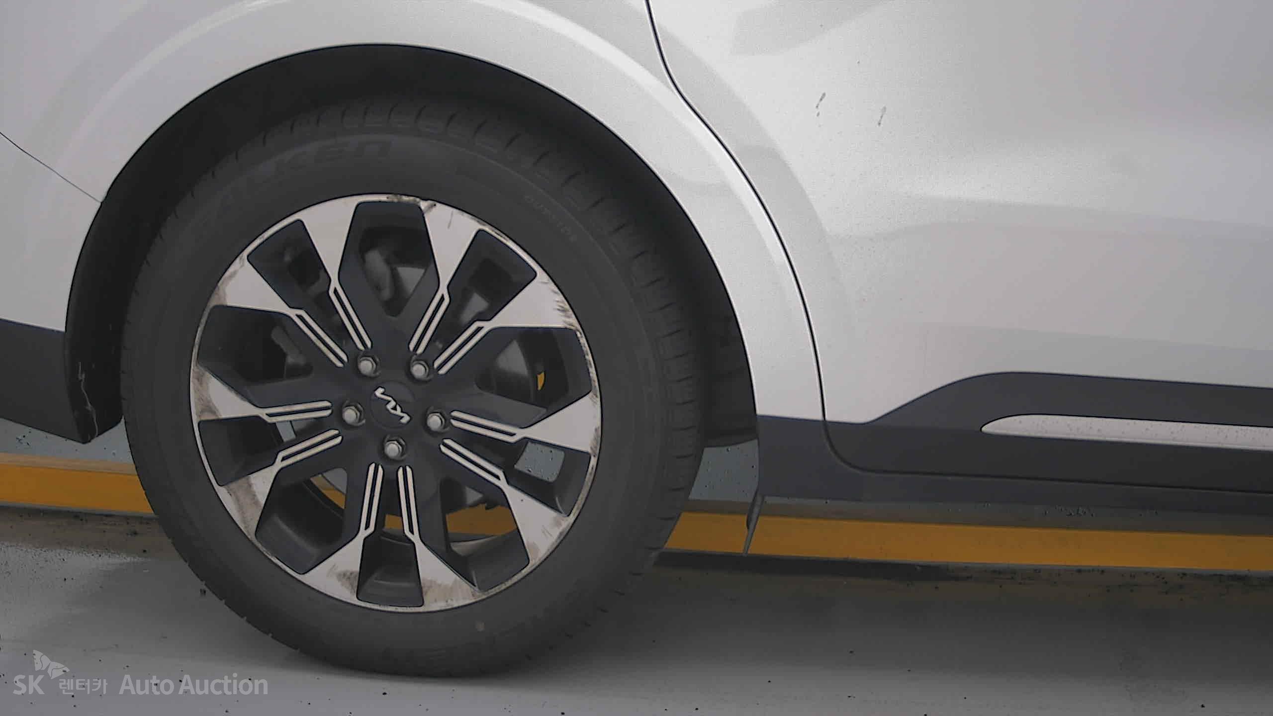 2023 - kia carnival