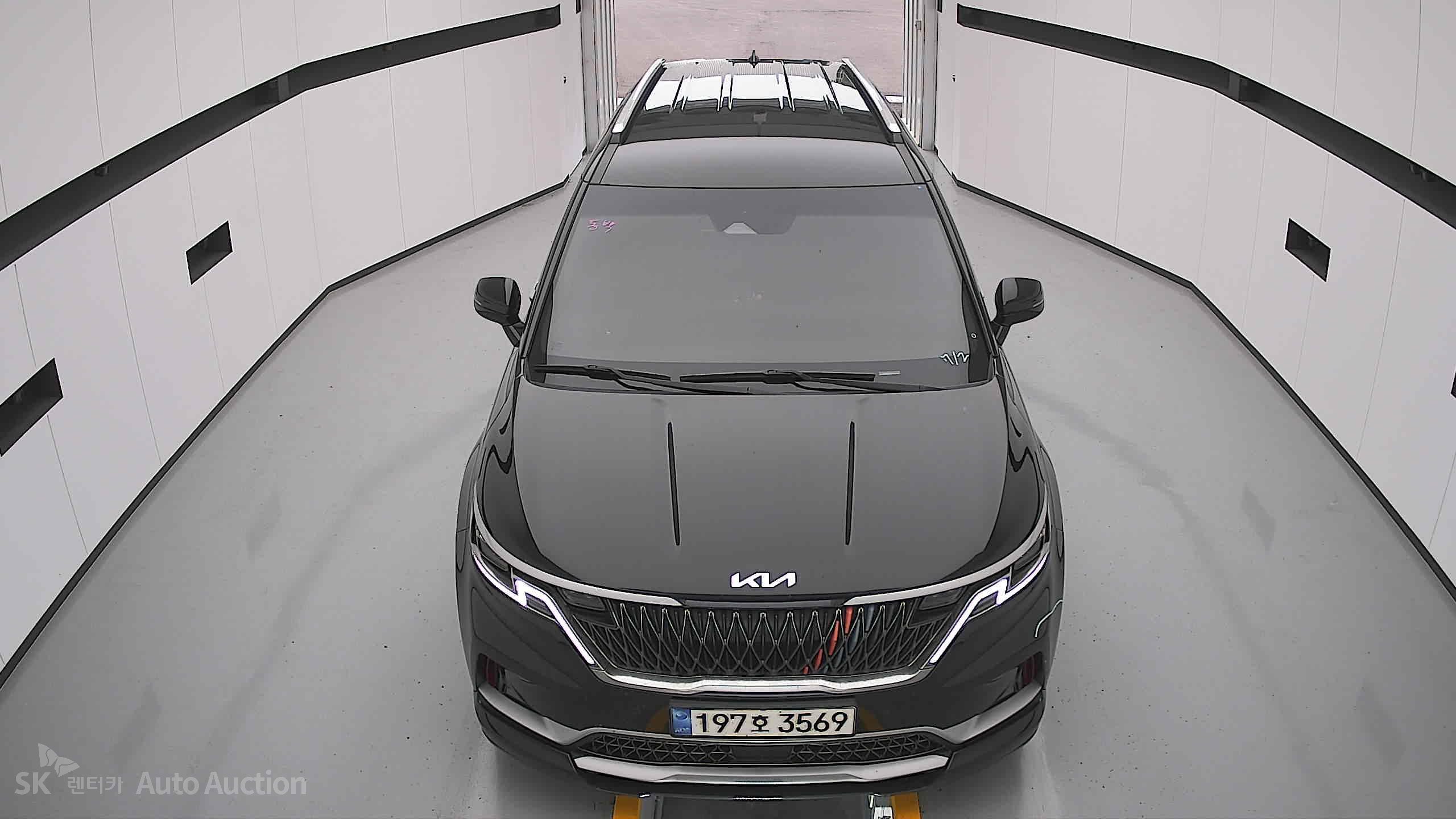 2023 - kia carnival