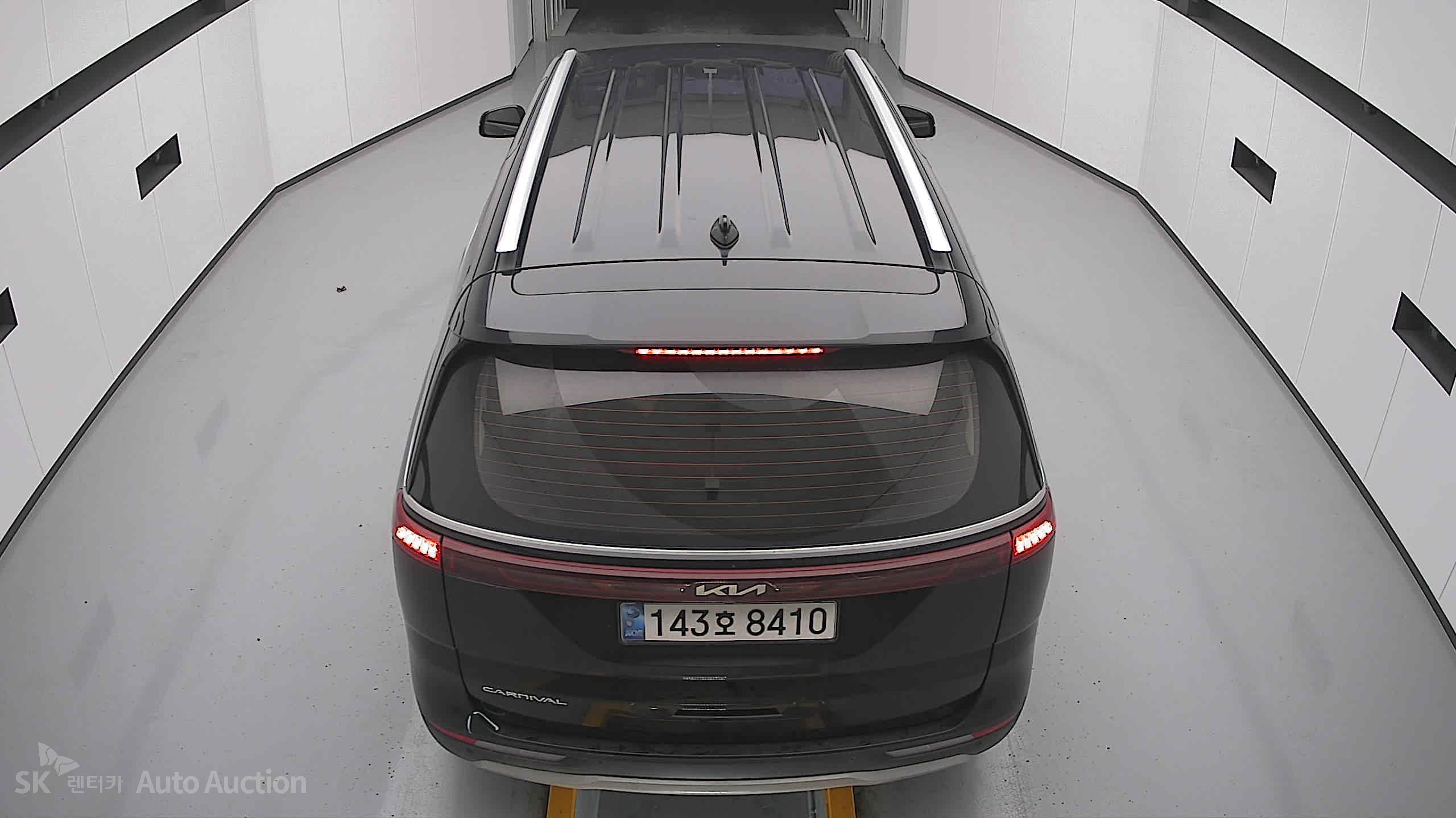 2022 - kia carnival