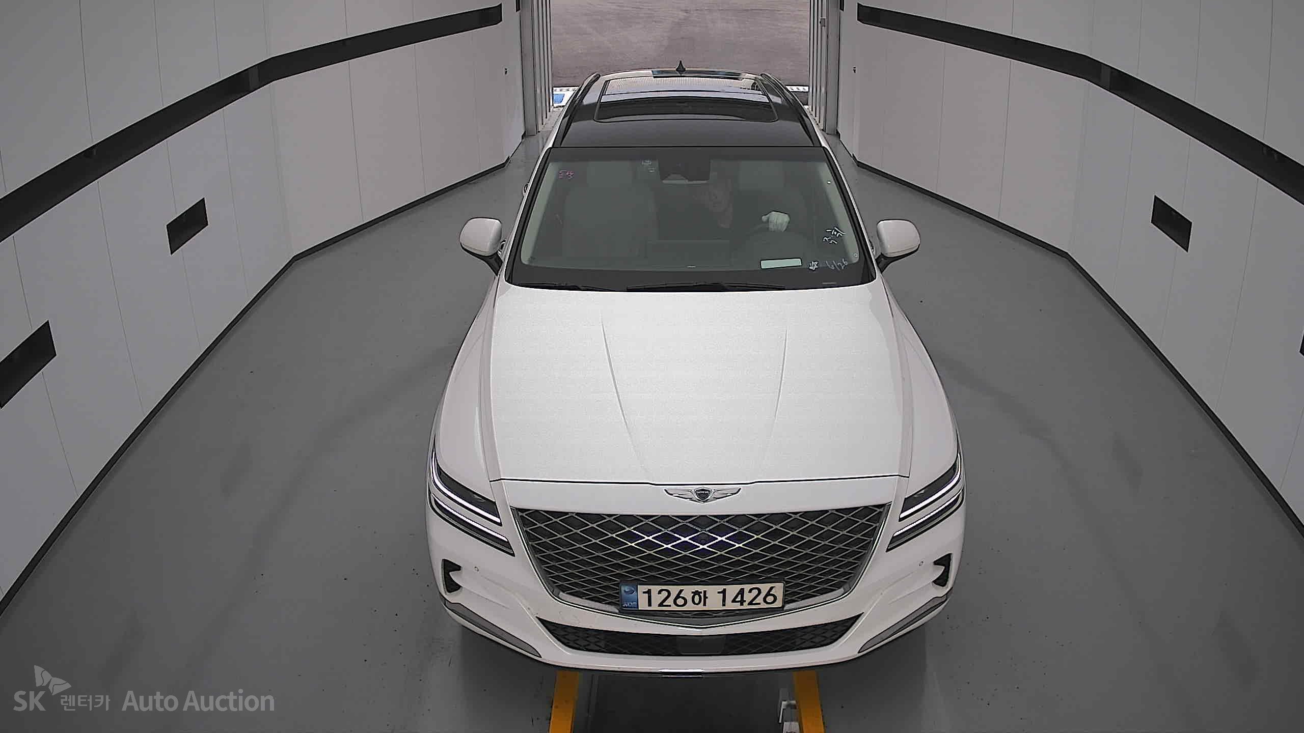 2021 - genesis gv80