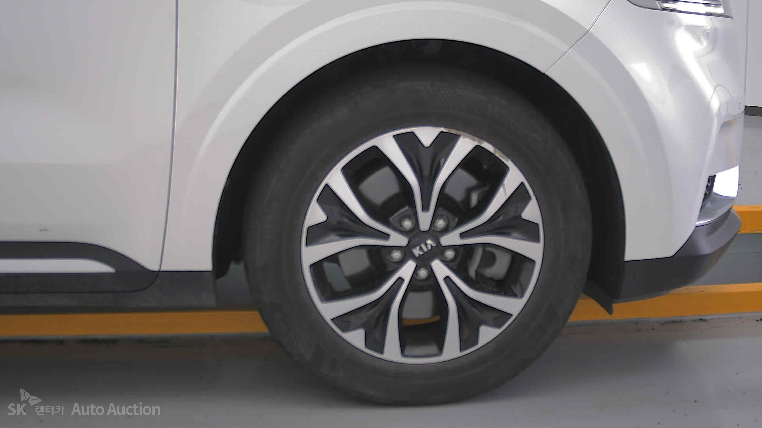 2021 - kia carnival